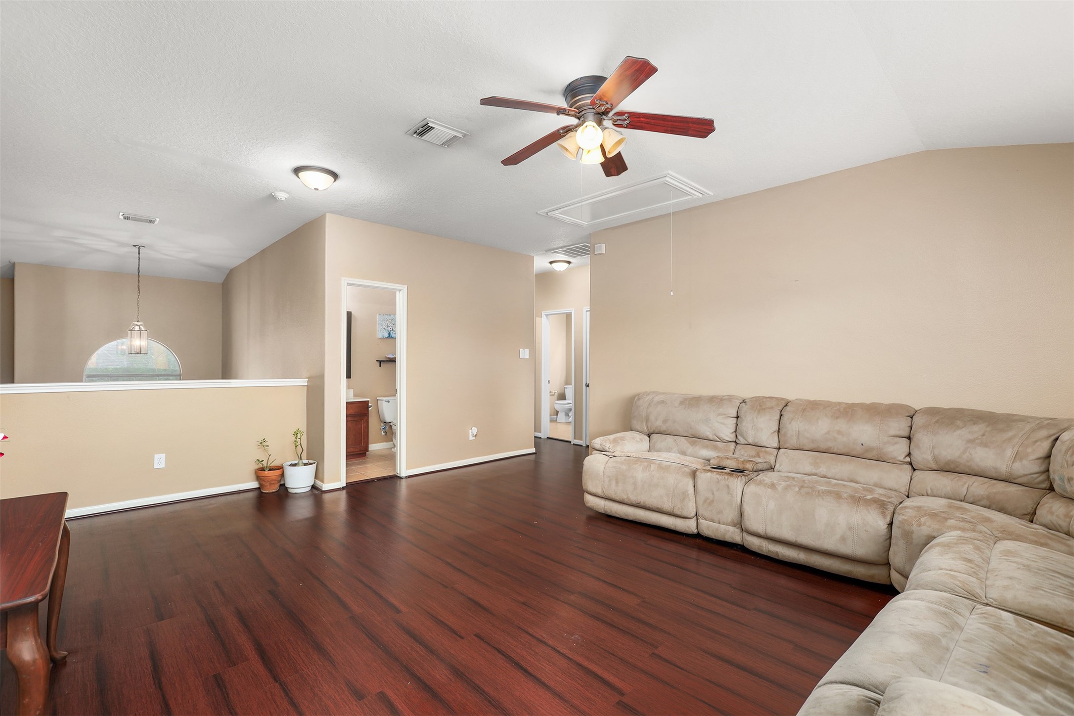 6082 Haysden Lane Property Photo 26