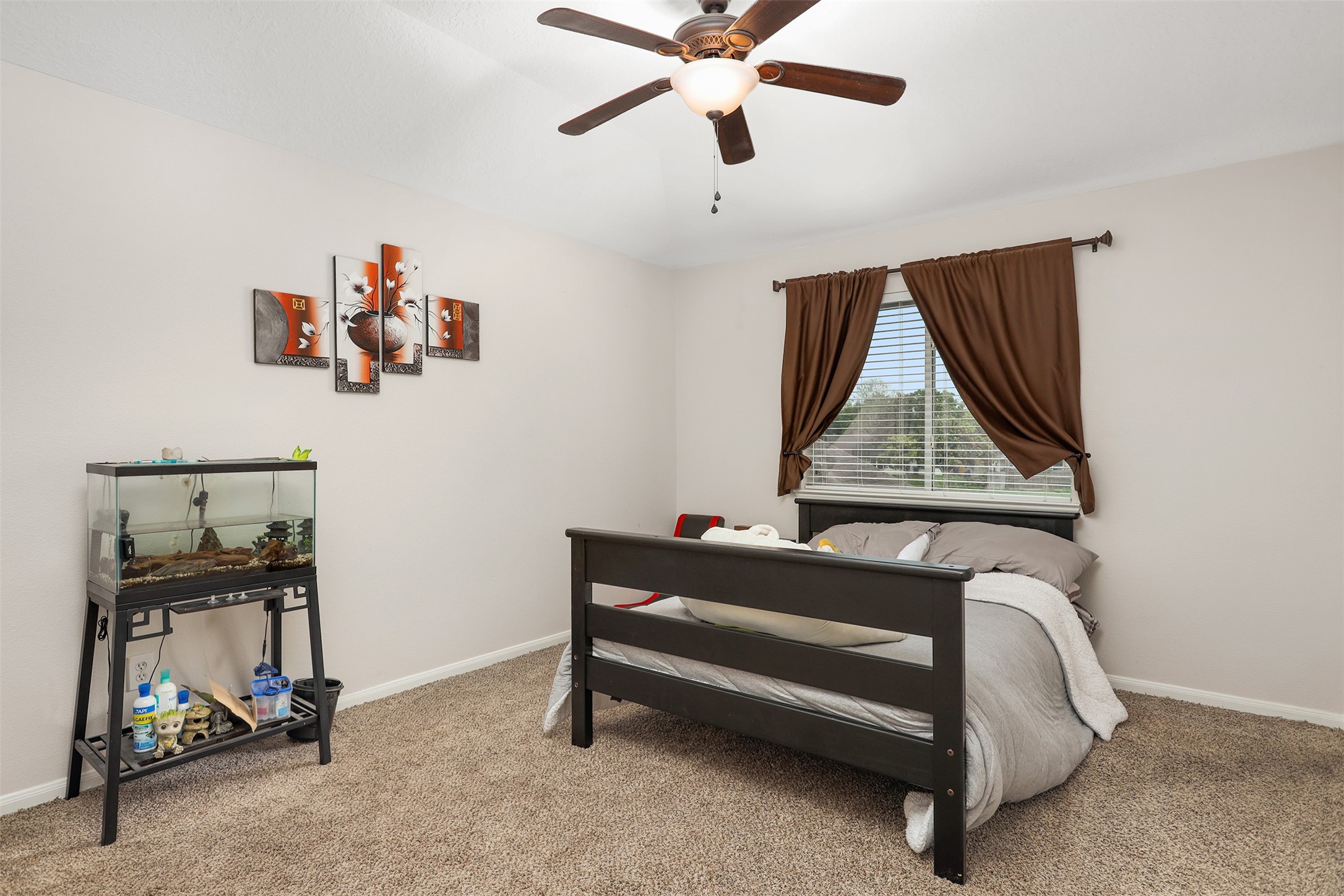 6082 Haysden Lane Property Photo 30