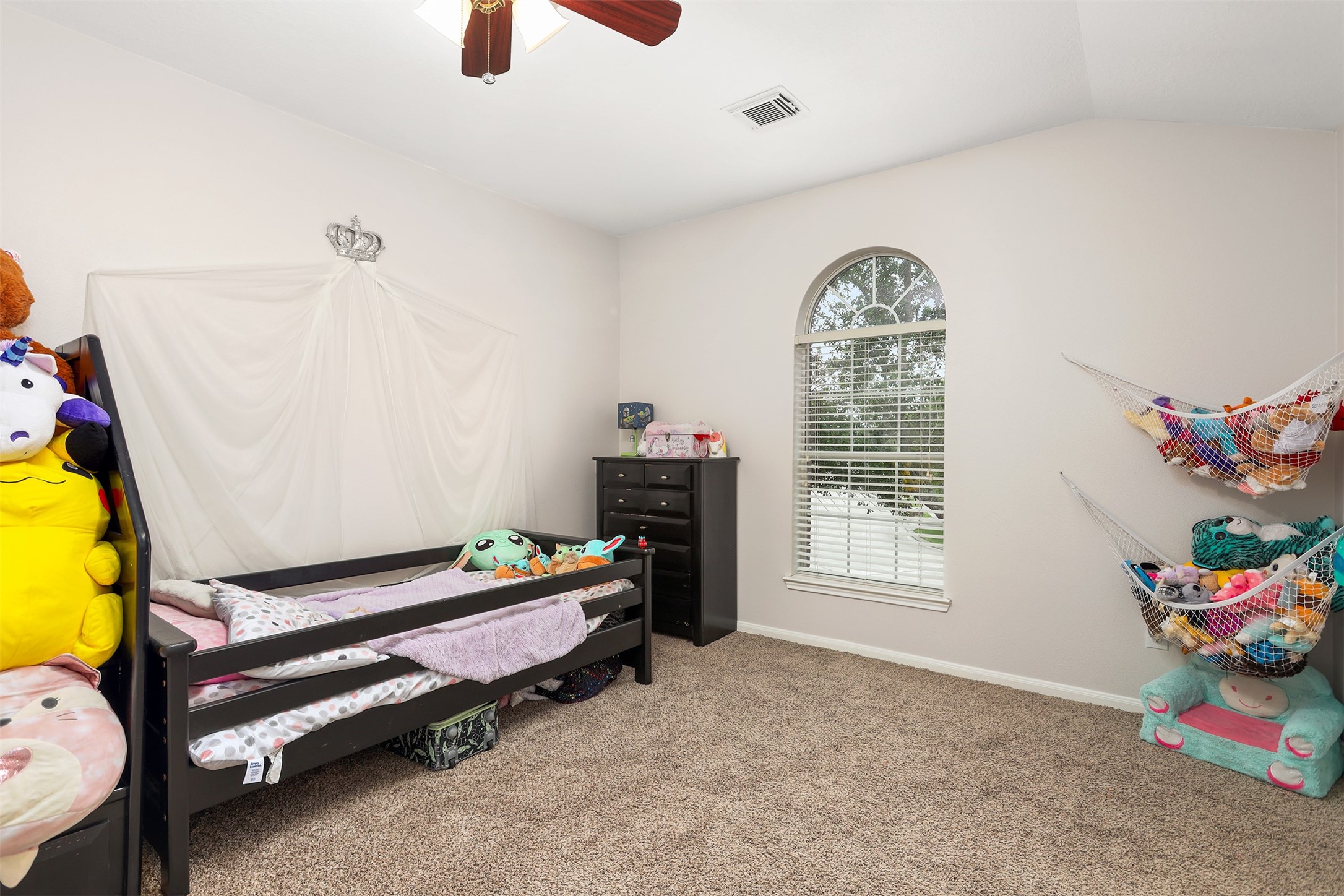6082 Haysden Lane Property Photo 33