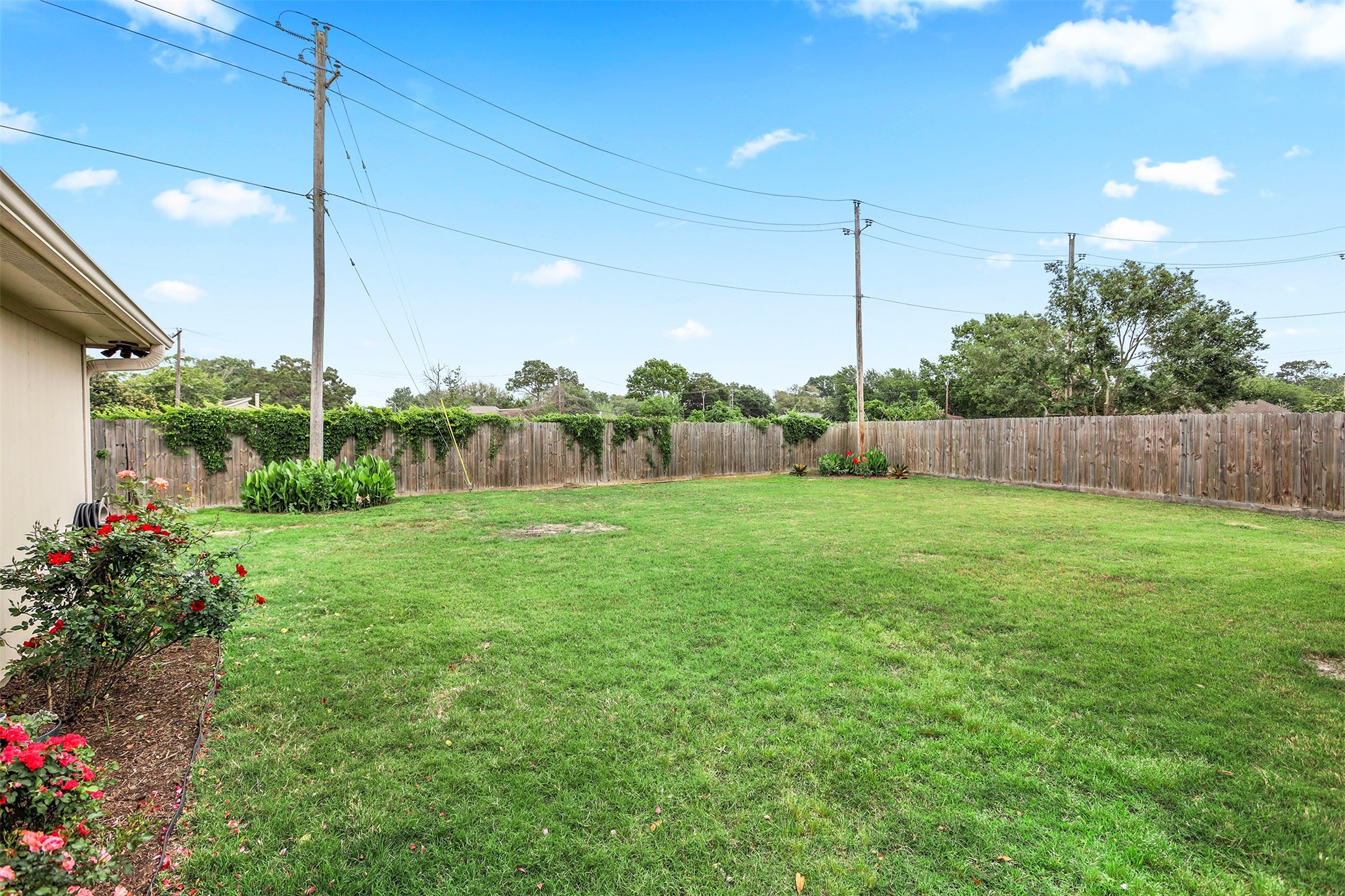 6082 Haysden Lane Property Photo 39