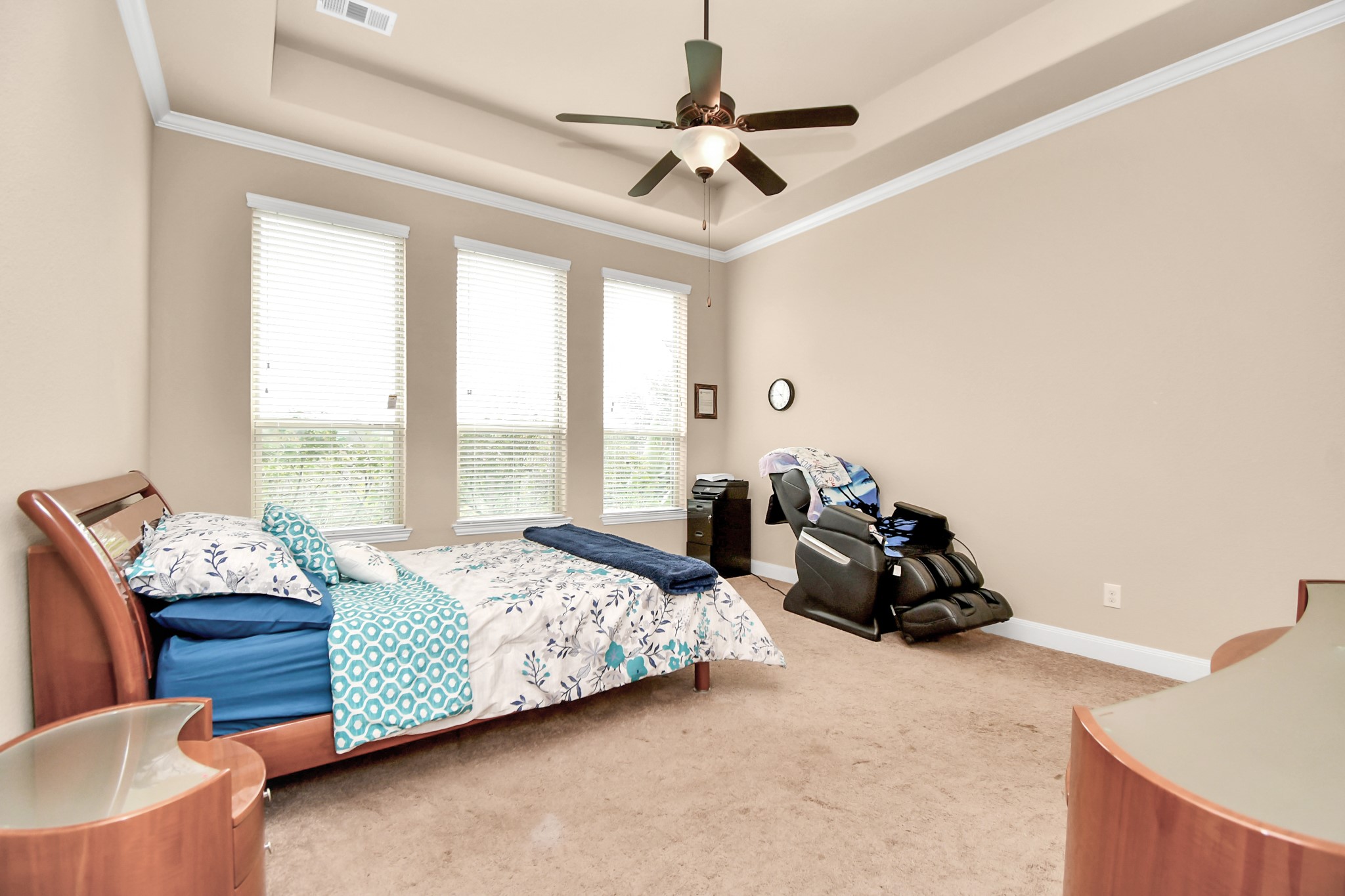 7711 Chinaberry Sky Lane Property Photo 10