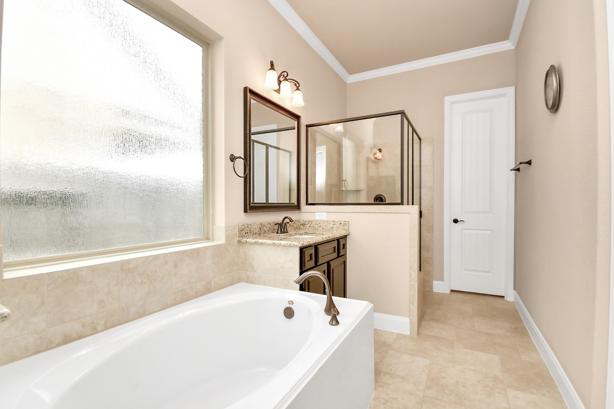 7711 Chinaberry Sky Lane Property Photo 15