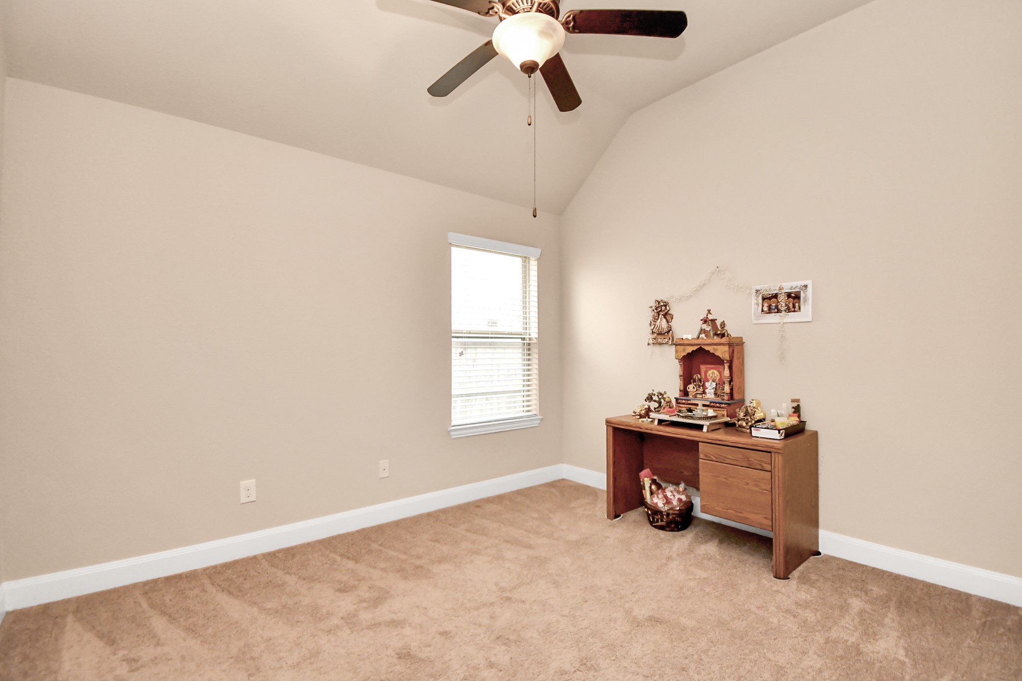 7711 Chinaberry Sky Lane Property Photo 32
