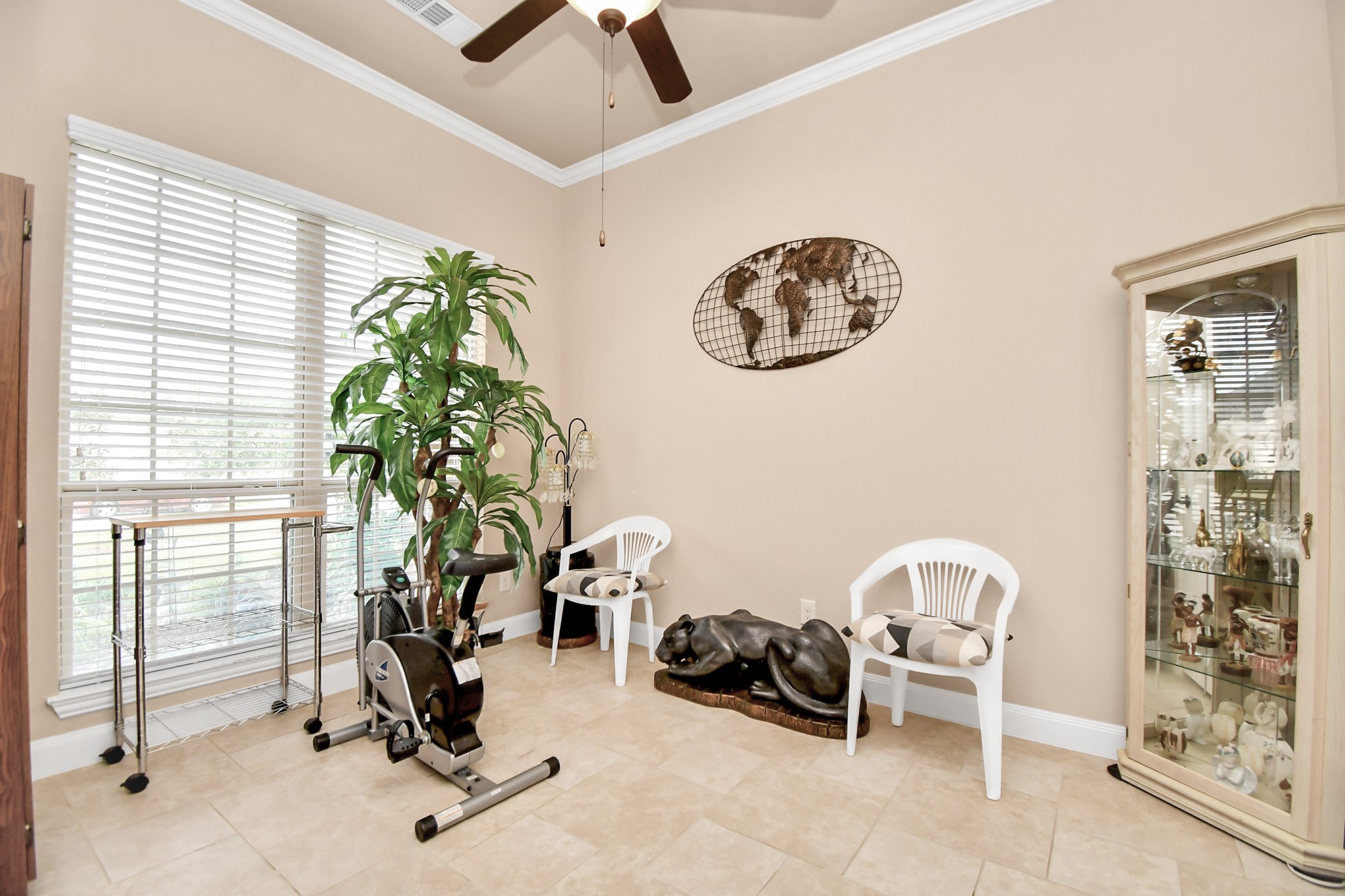 7711 Chinaberry Sky Lane Property Photo 34