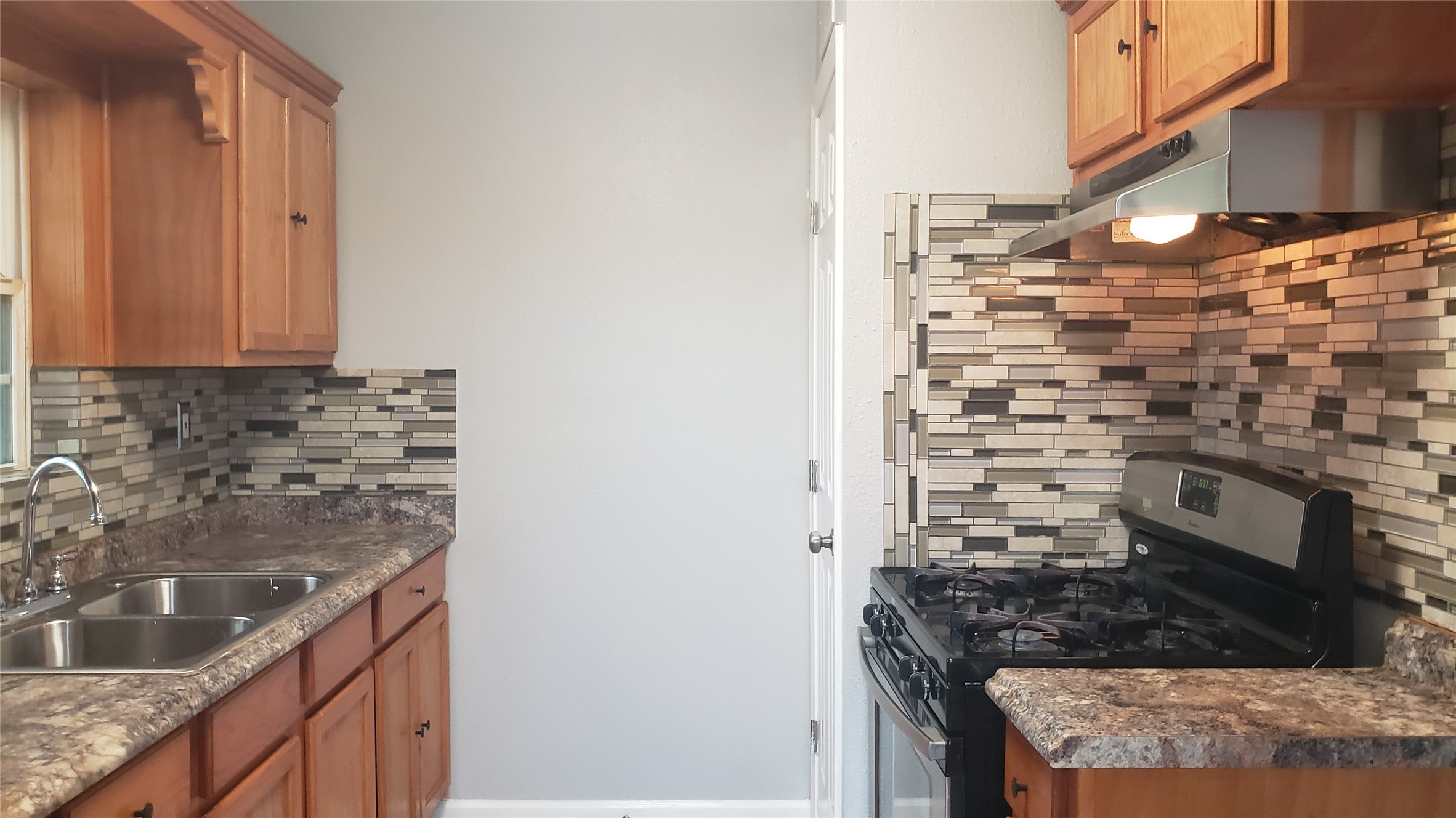 7715 Glover Street Property Photo 4
