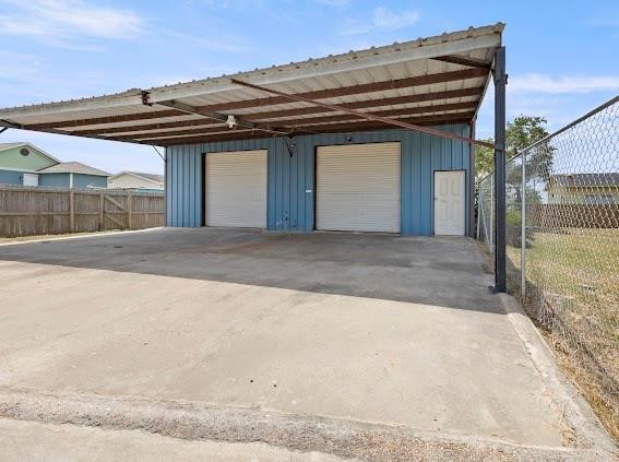 909 18th Street Property Photo 5
