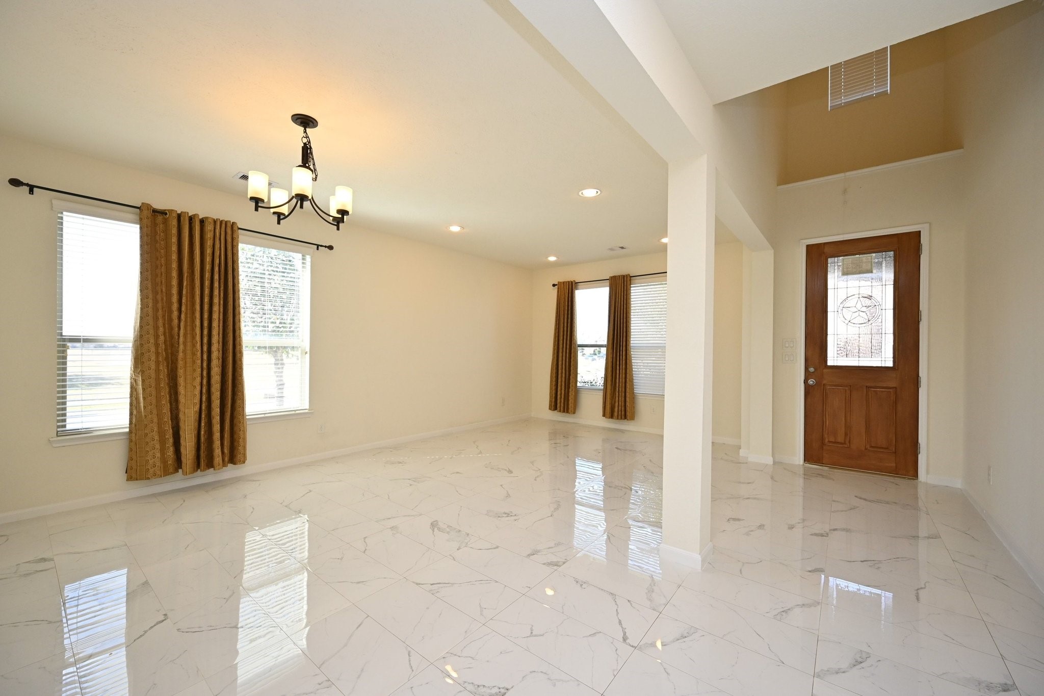 21119 Keystone Pine Court Property Photo 7