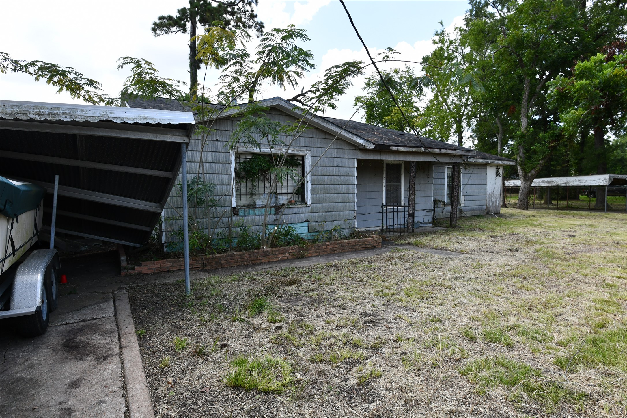 8206 Sterlingshire Street Property Photo 9