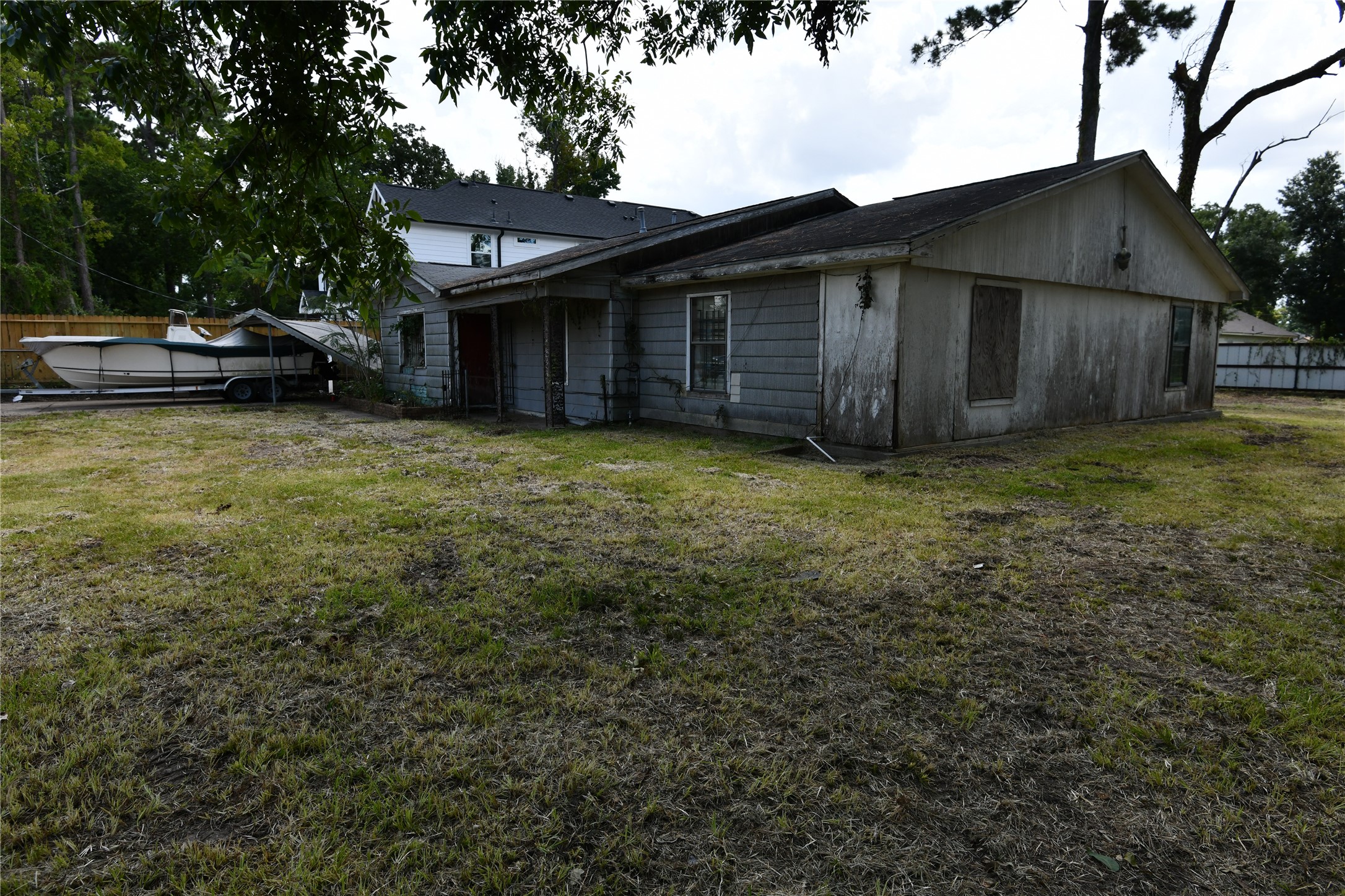8206 Sterlingshire Street Property Photo 10