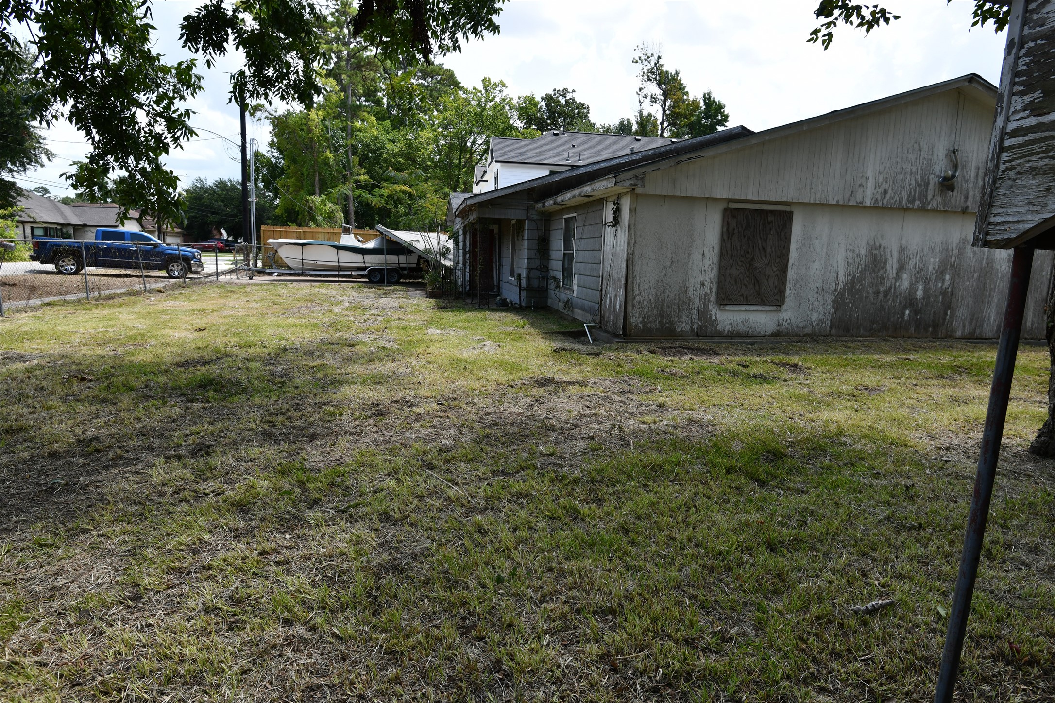8206 Sterlingshire Street Property Photo 11