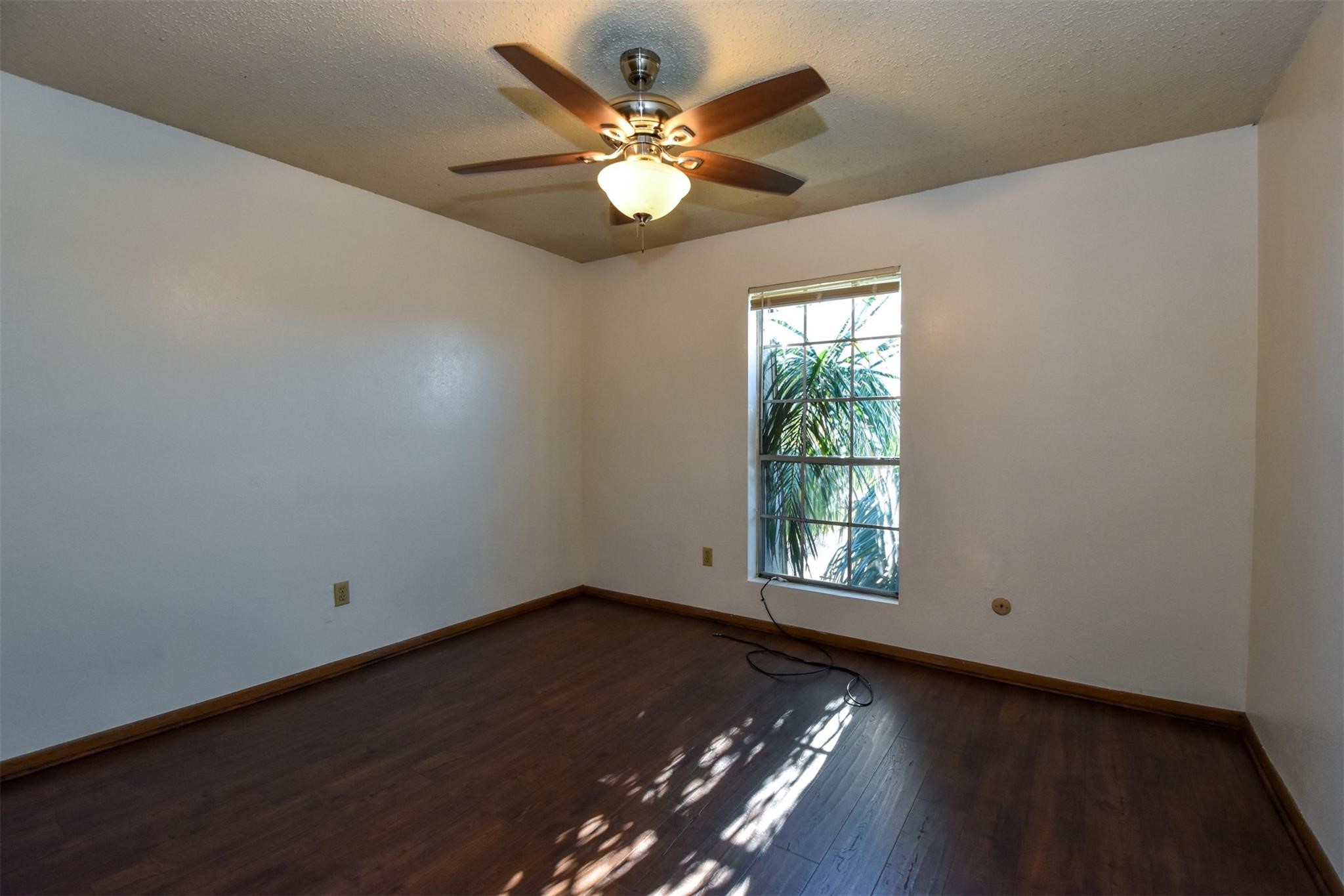 5252 Twin City Highway 464 Property Photo 8