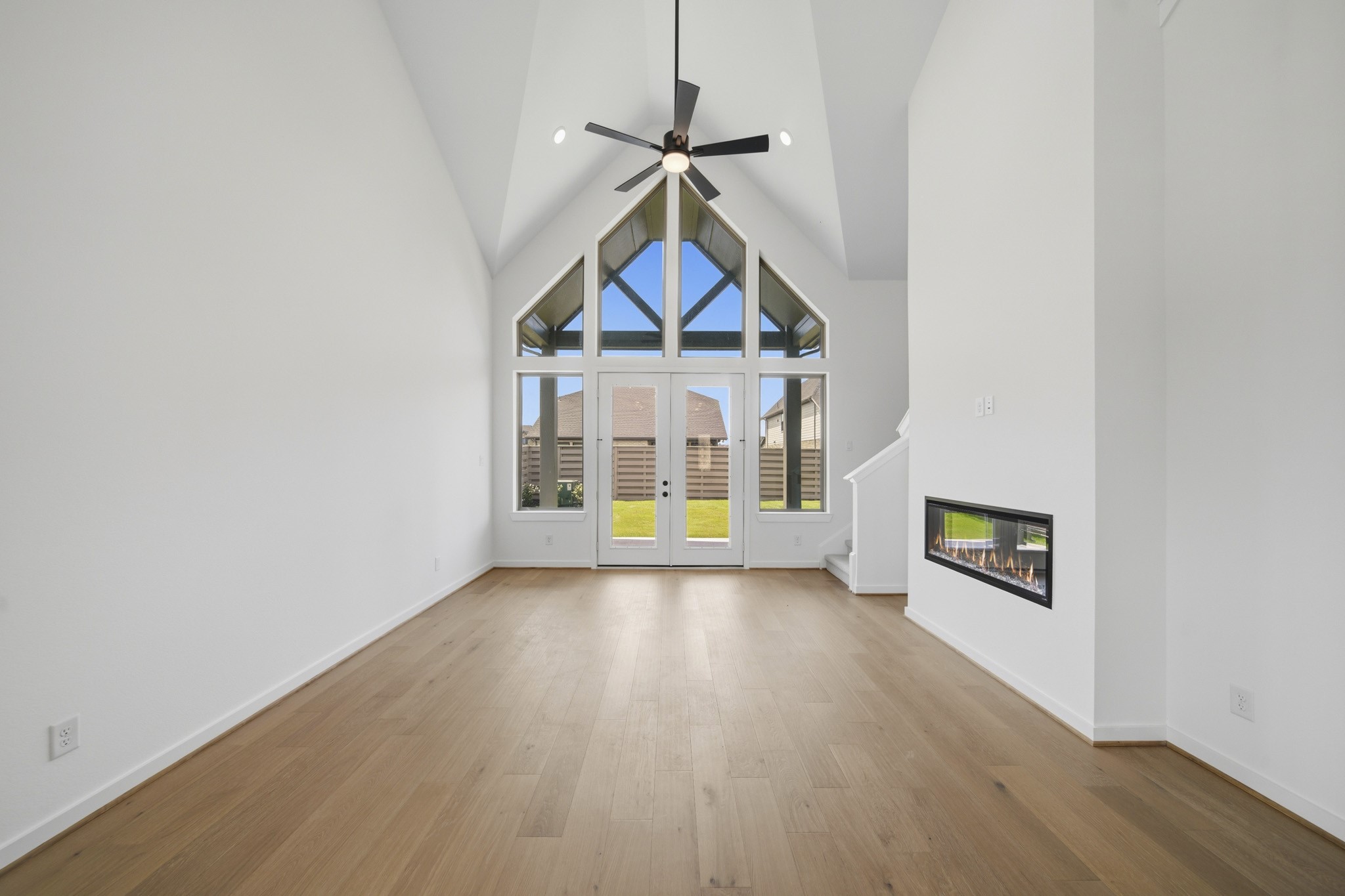 4631 Gemini Street Property Photo 5
