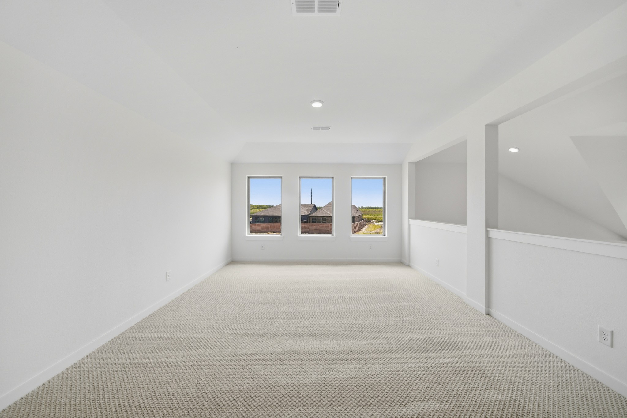 4631 Gemini Street Property Photo 12