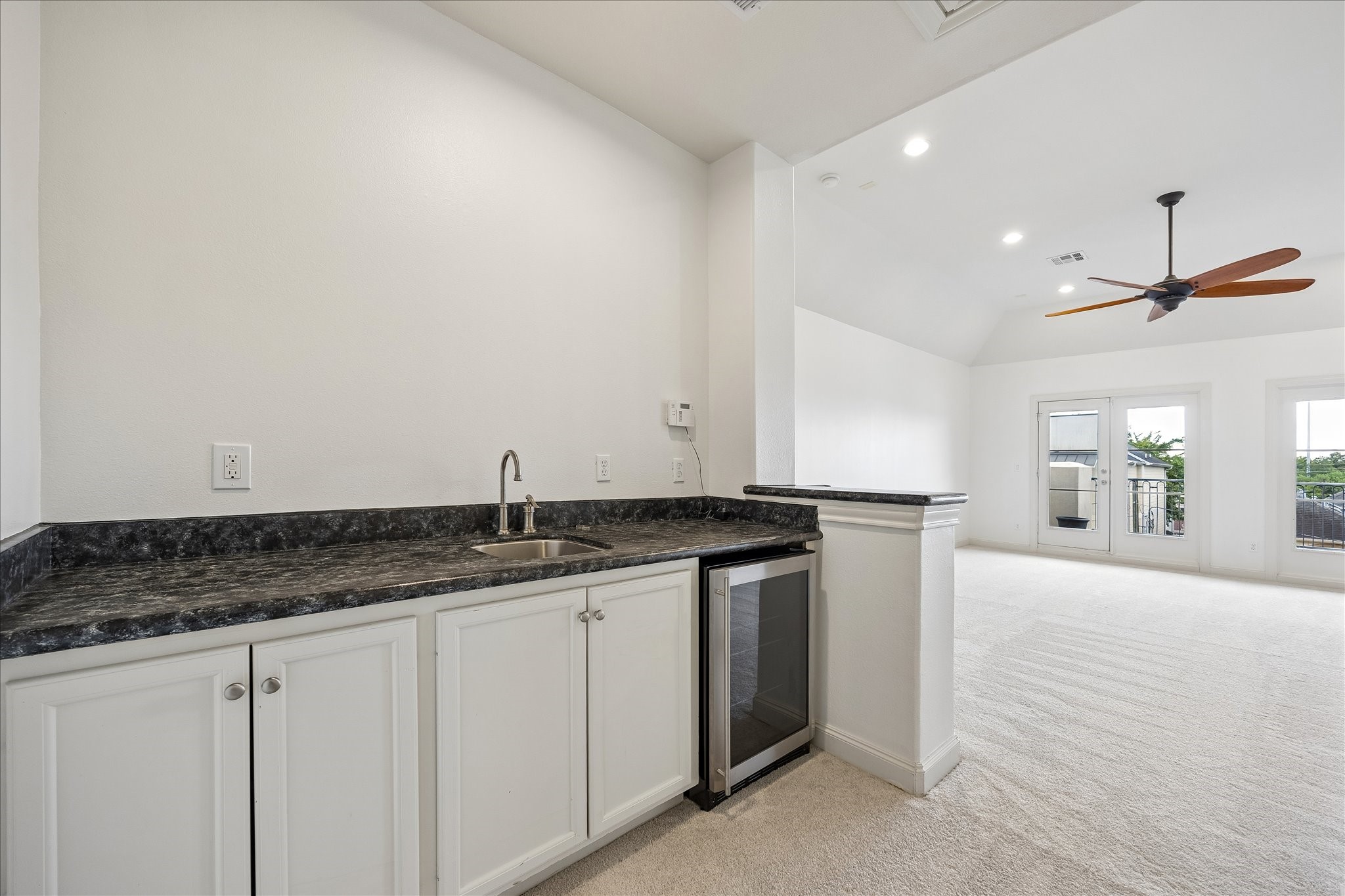 5612 Darling Street Property Photo 12