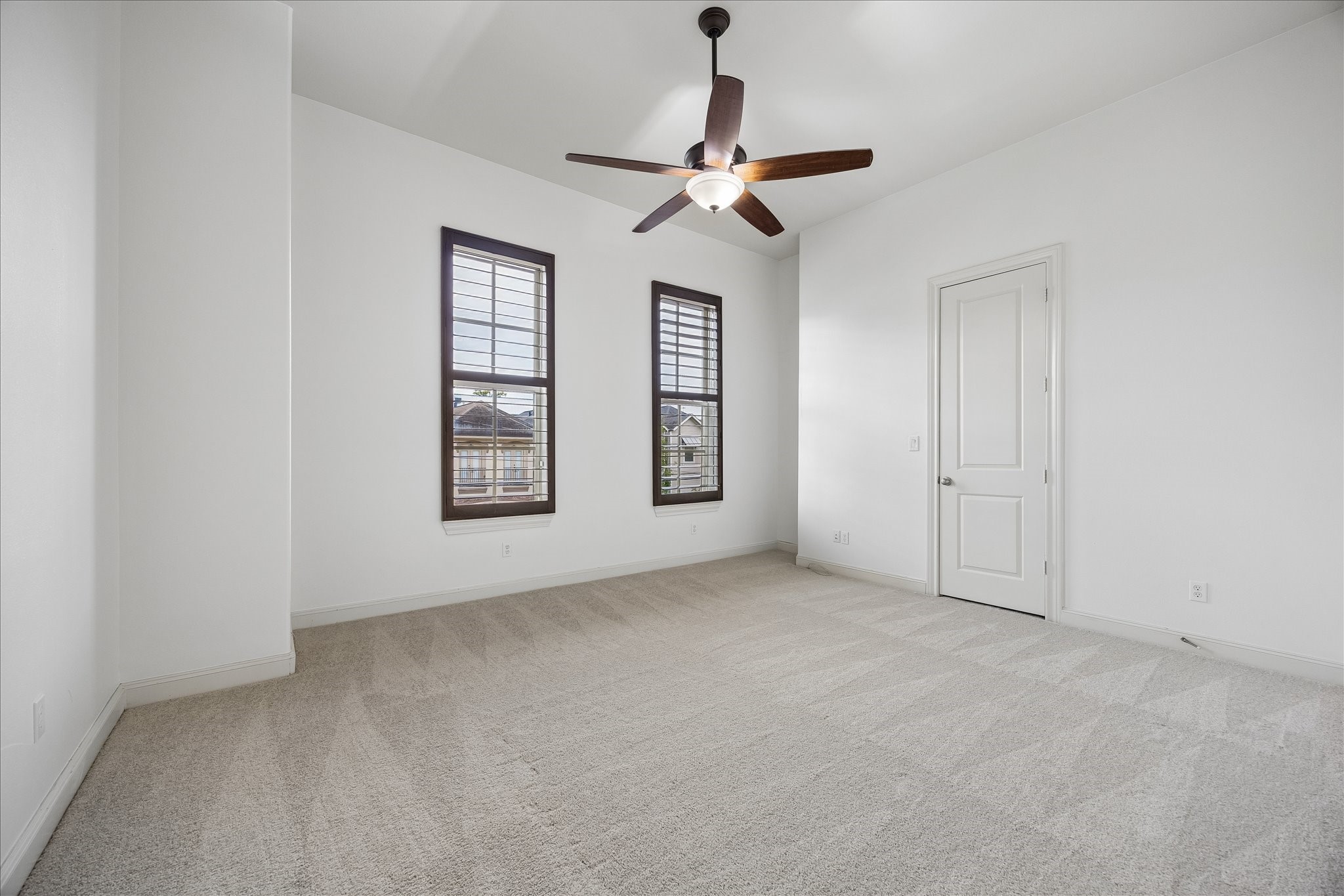 5612 Darling Street Property Photo 23