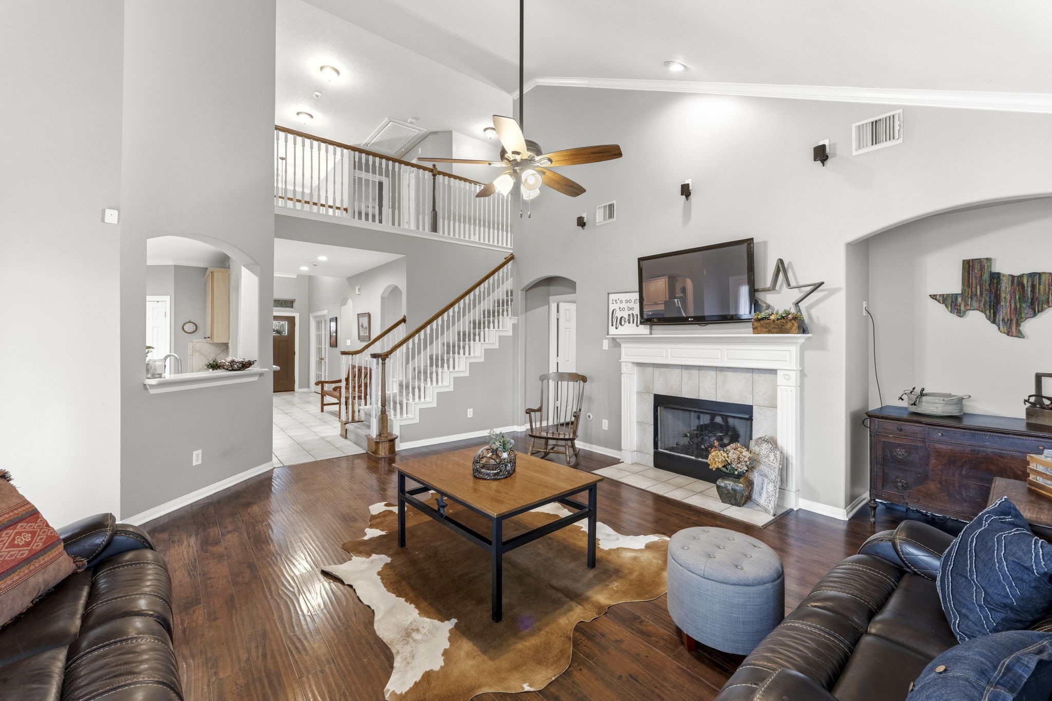17439 Sweet Song Drive Property Photo 3