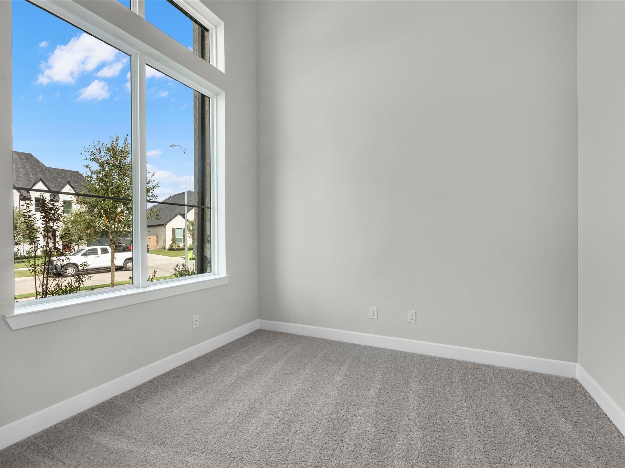 31111 Peony Place Drive Property Photo 14