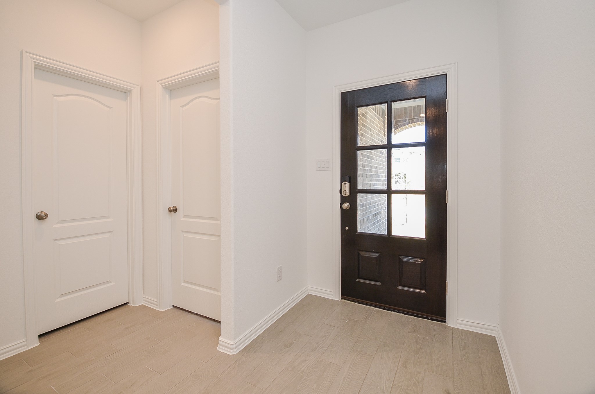 7930 Royal Palm Drive Property Photo 3