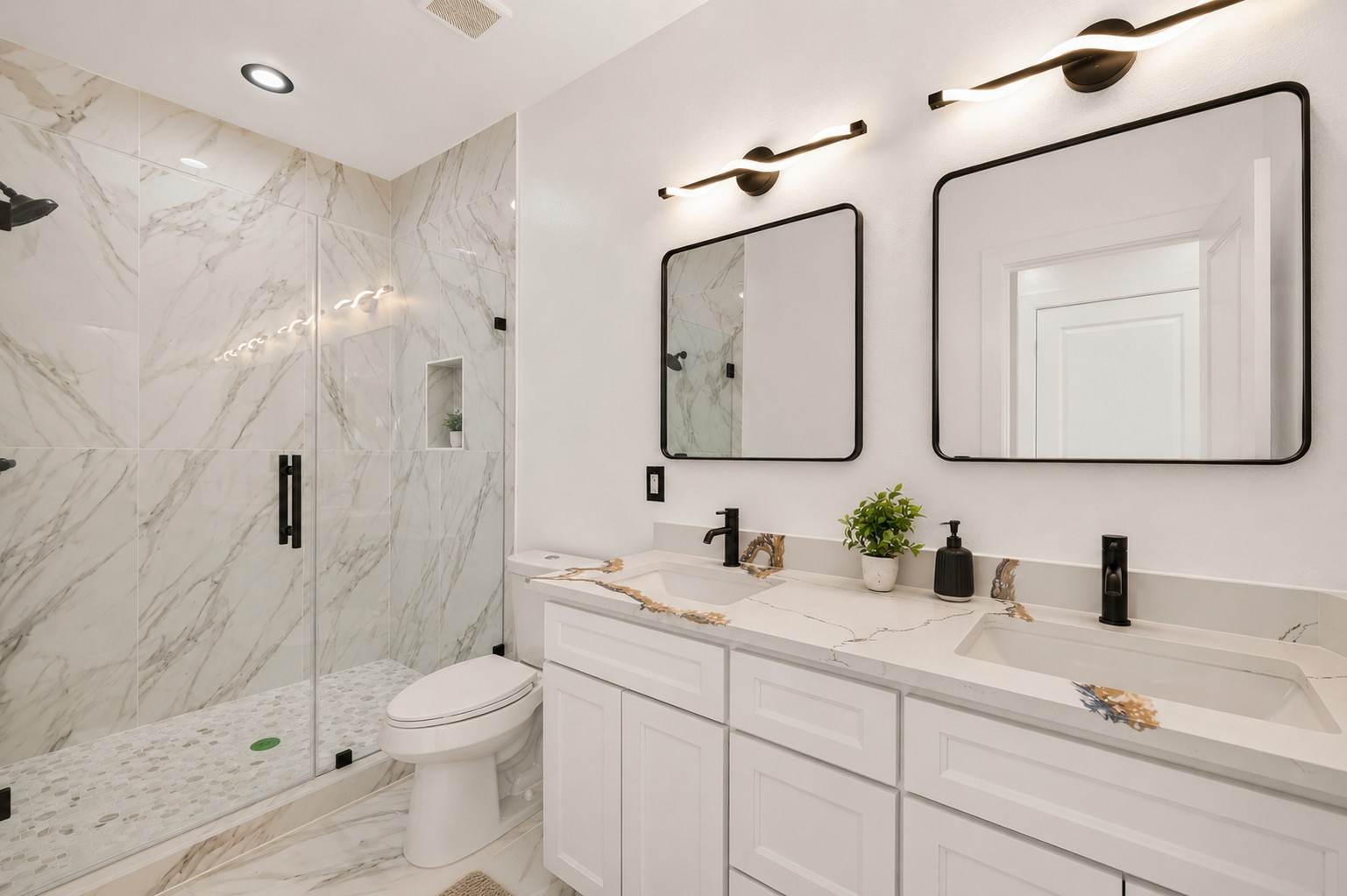 1022 Exotic Pine Drive Property Photo 19