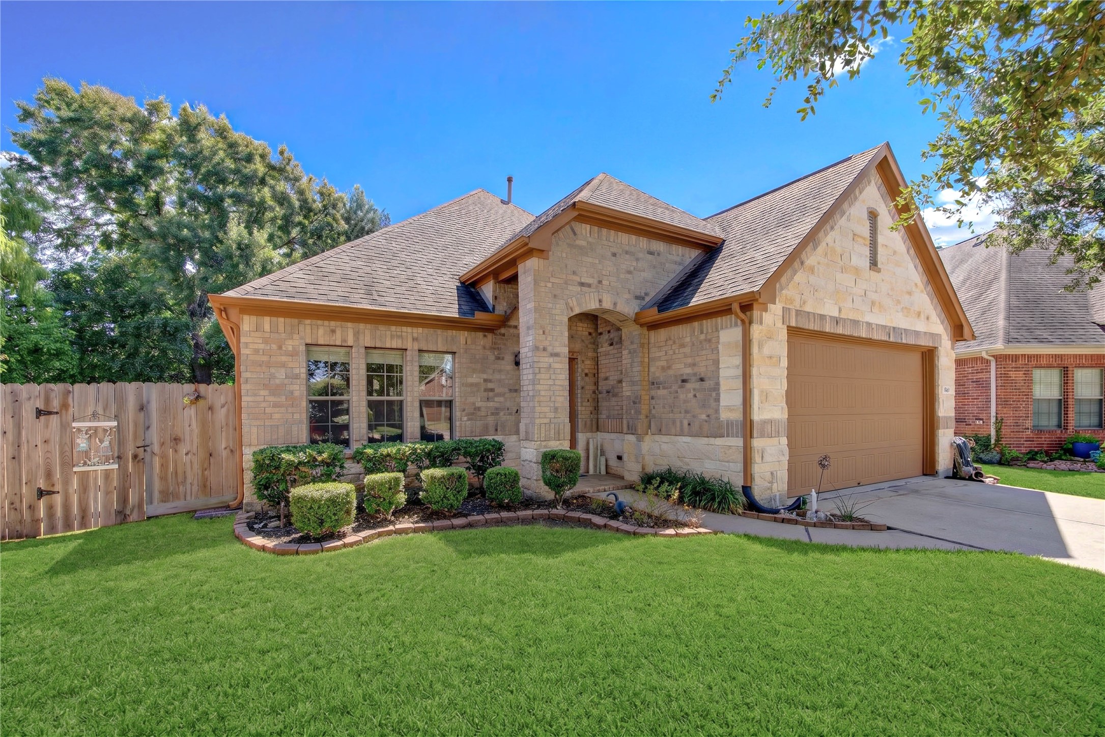 24306 Main Mast Court Property Photo 2