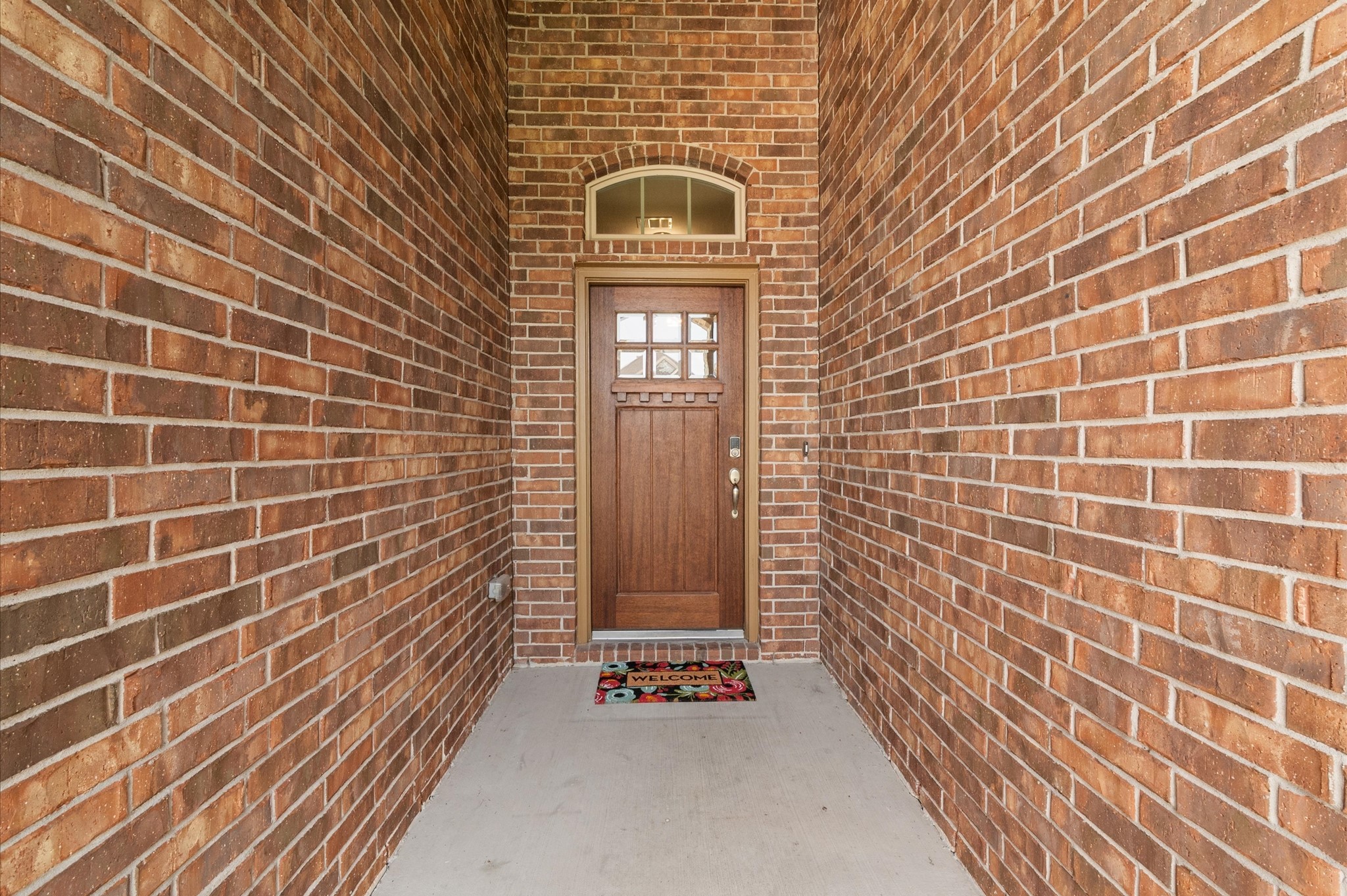 6205 Lakewood Court Property Photo 5
