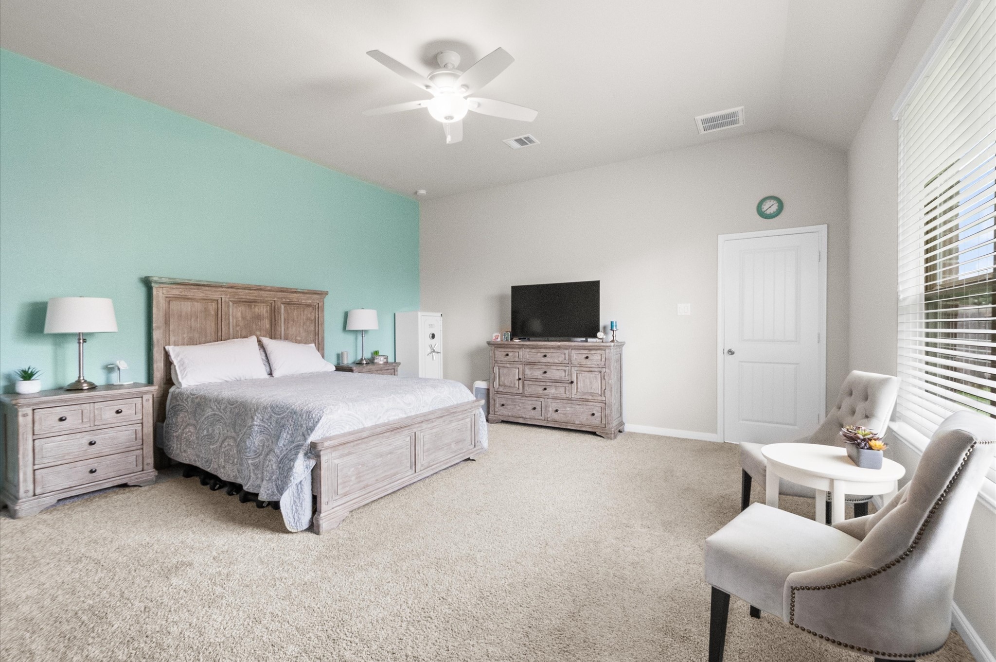 6205 Lakewood Court Property Photo 20