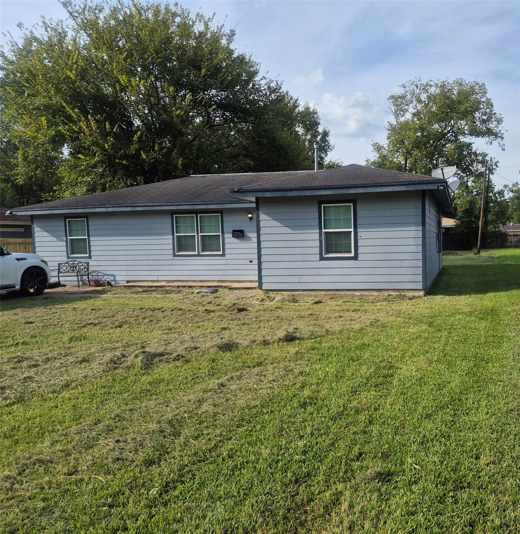 7350 Scotts Drive Property Photo 1