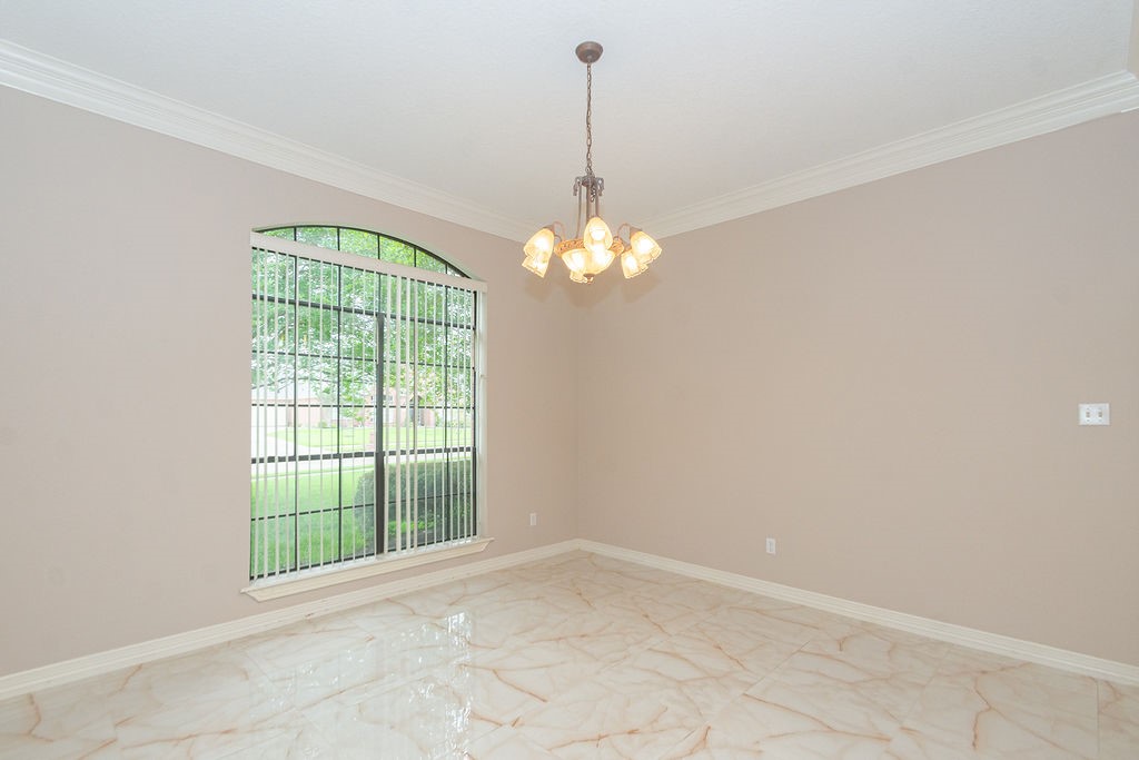 603 Oleander Street Property Photo 5