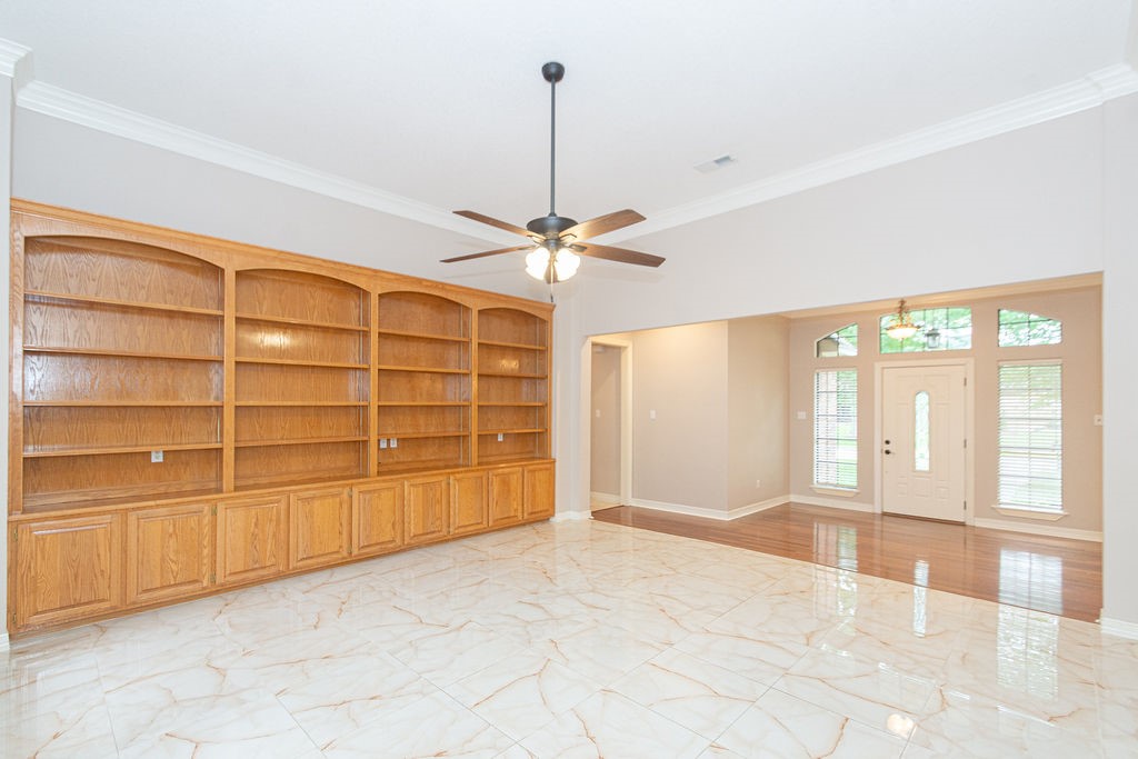 603 Oleander Street Property Photo 7