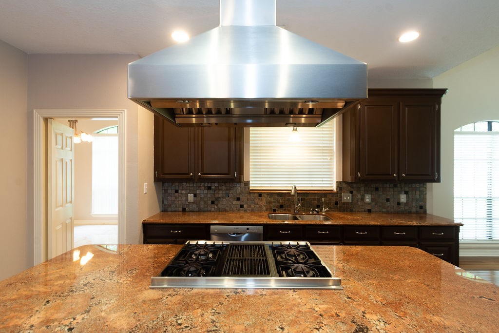 603 Oleander Street Property Photo 14