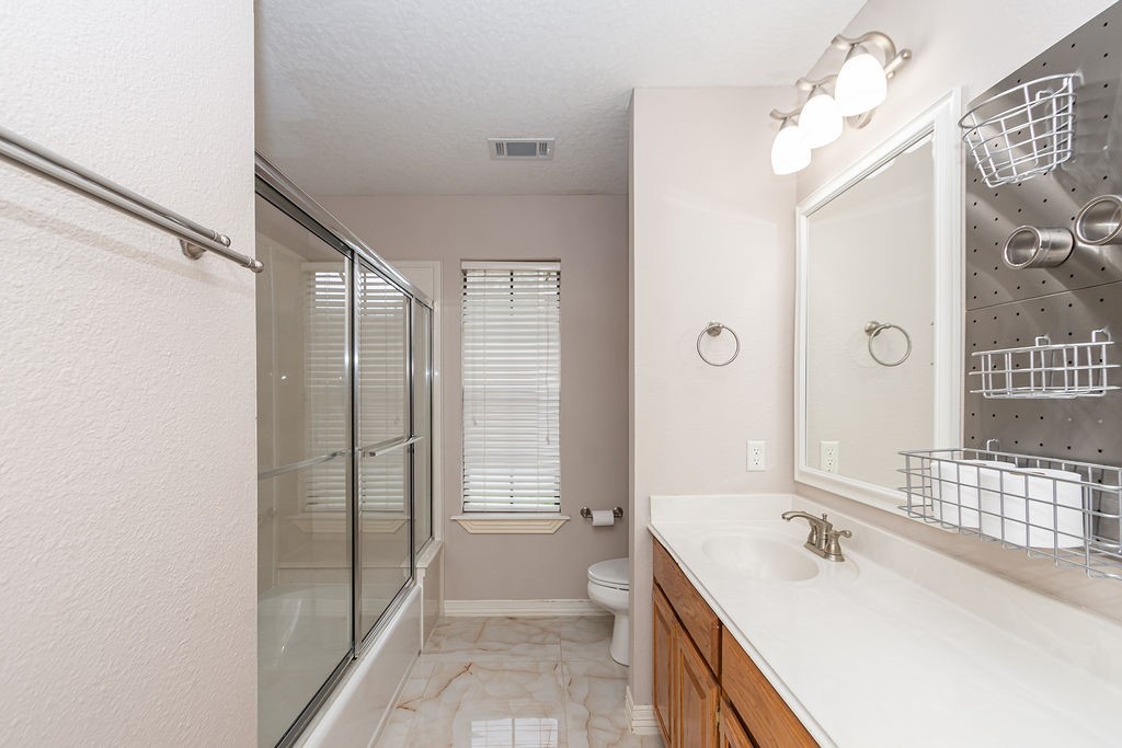 603 Oleander Street Property Photo 27