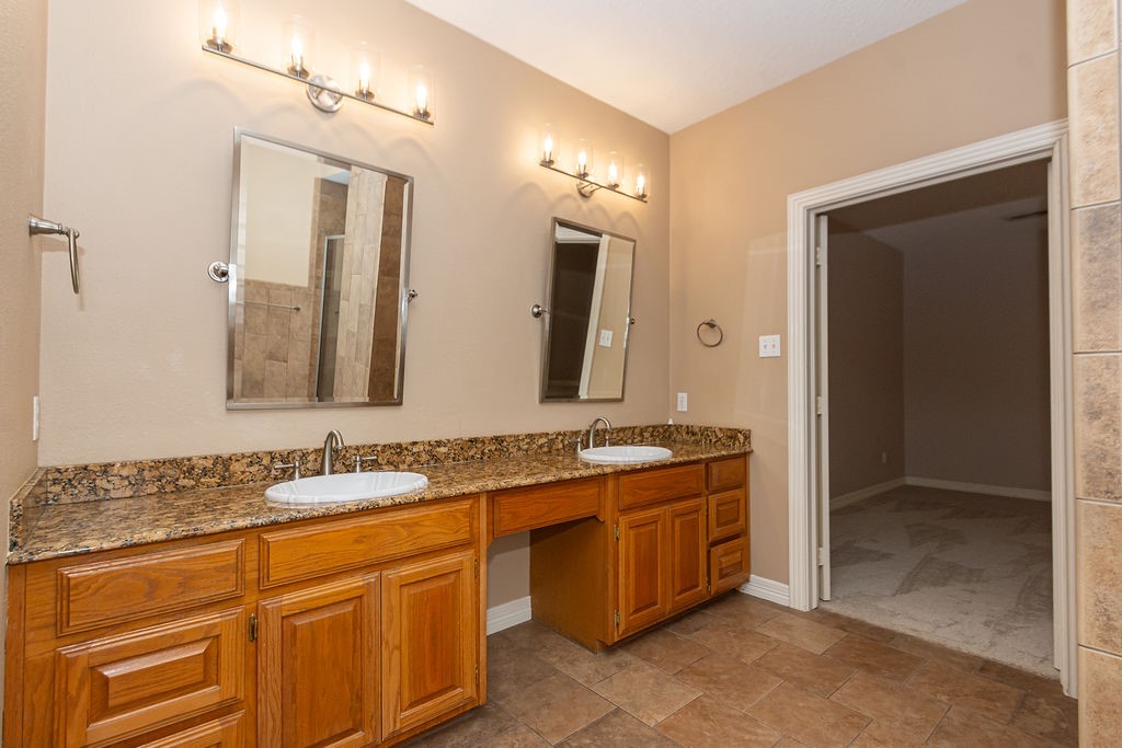 603 Oleander Street Property Photo 32