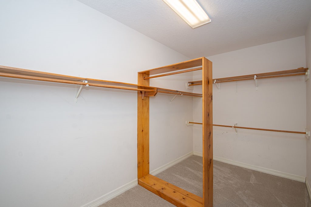 603 Oleander Street Property Photo 34