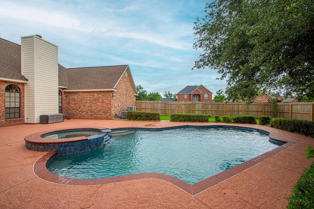 603 Oleander Street Property Photo 38