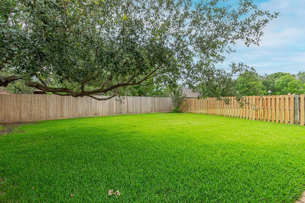 603 Oleander Street Property Photo 39