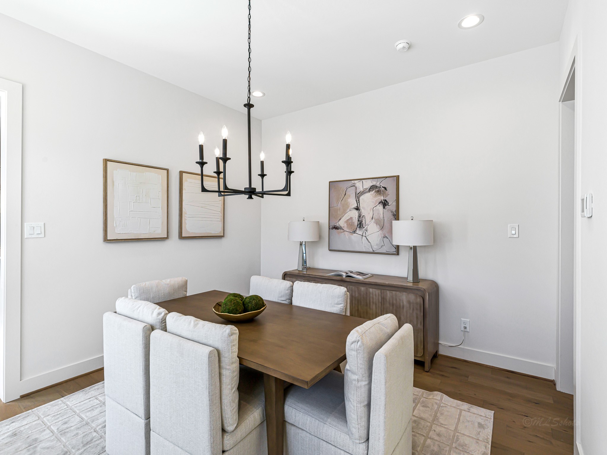 1207 Tabor Street Property Photo 7