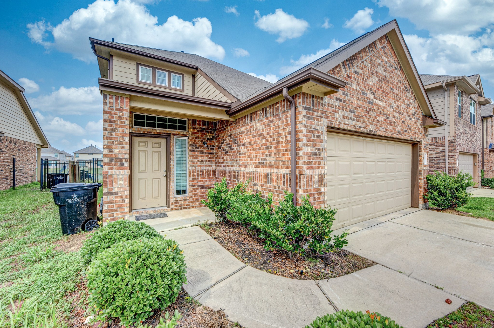 24922 Scarlatti Cantata Drive Property Photo 4