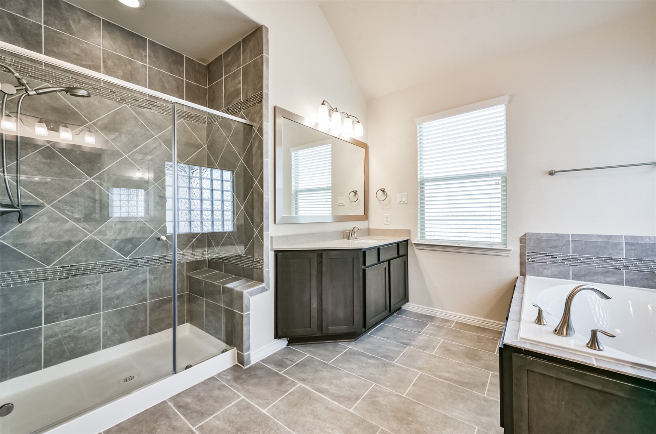 1504 Peyton Oaks Place Property Photo 33