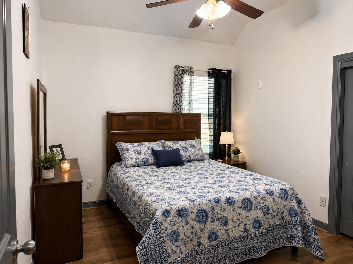 2343 Terracina Court Property Photo 3