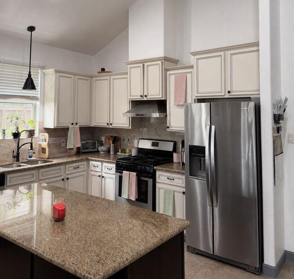 2343 Terracina Court Property Photo 5
