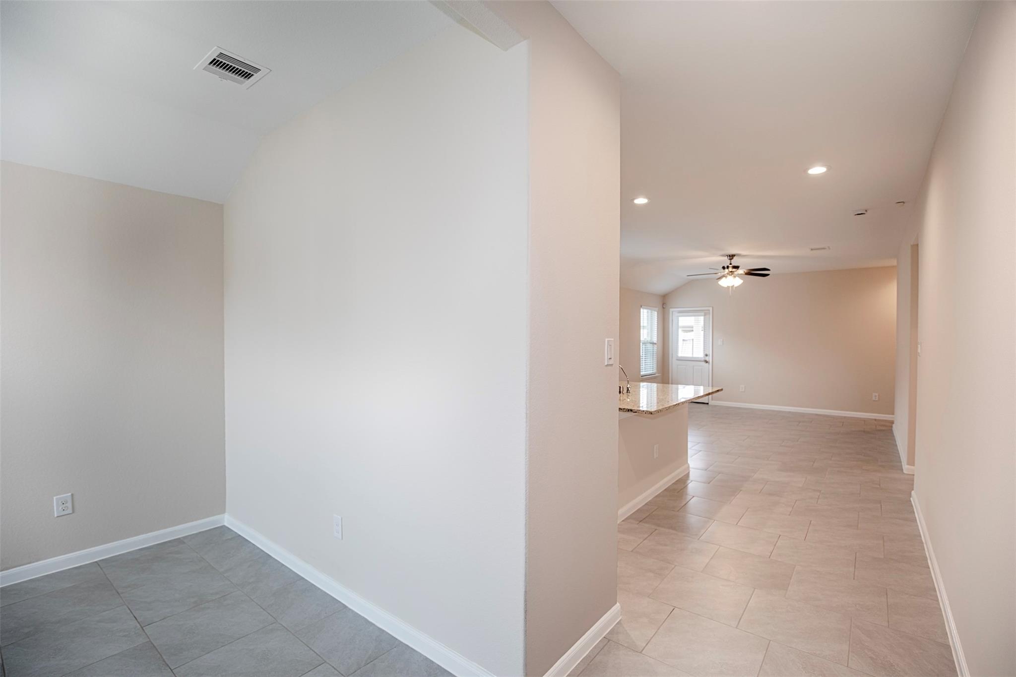 8215 Oakleaf Meadow Court Property Photo 4
