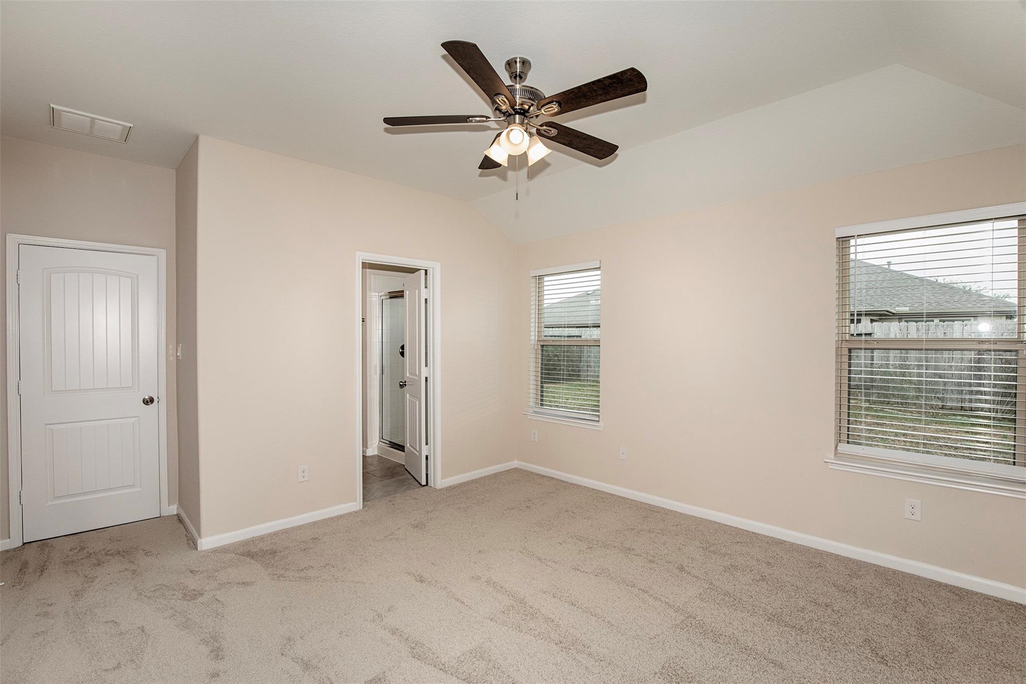 8215 Oakleaf Meadow Court Property Photo 17