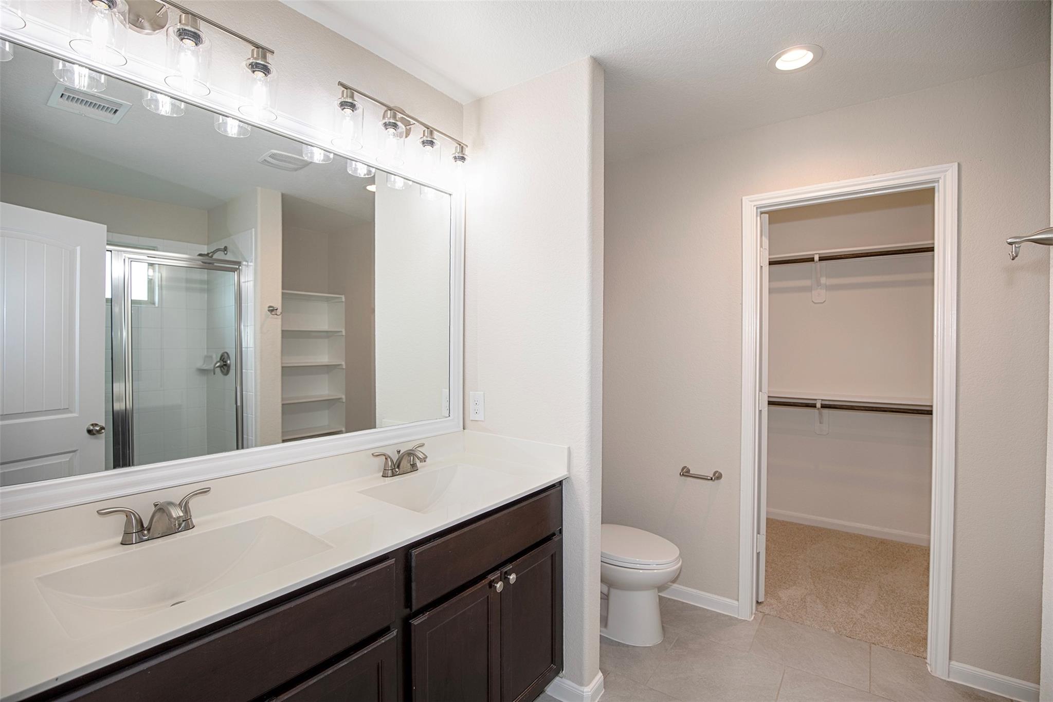 8215 Oakleaf Meadow Court Property Photo 18