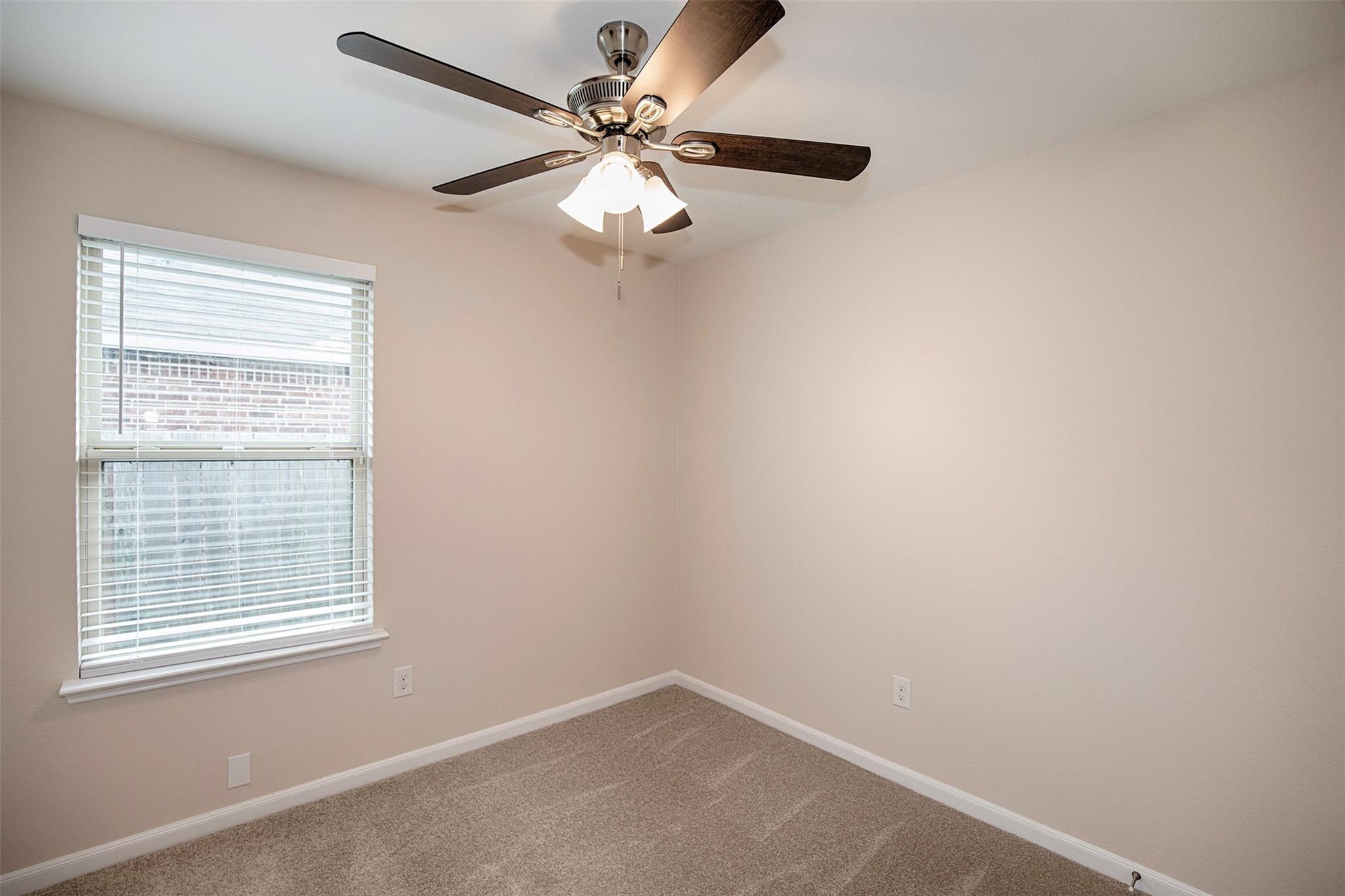 8215 Oakleaf Meadow Court Property Photo 21