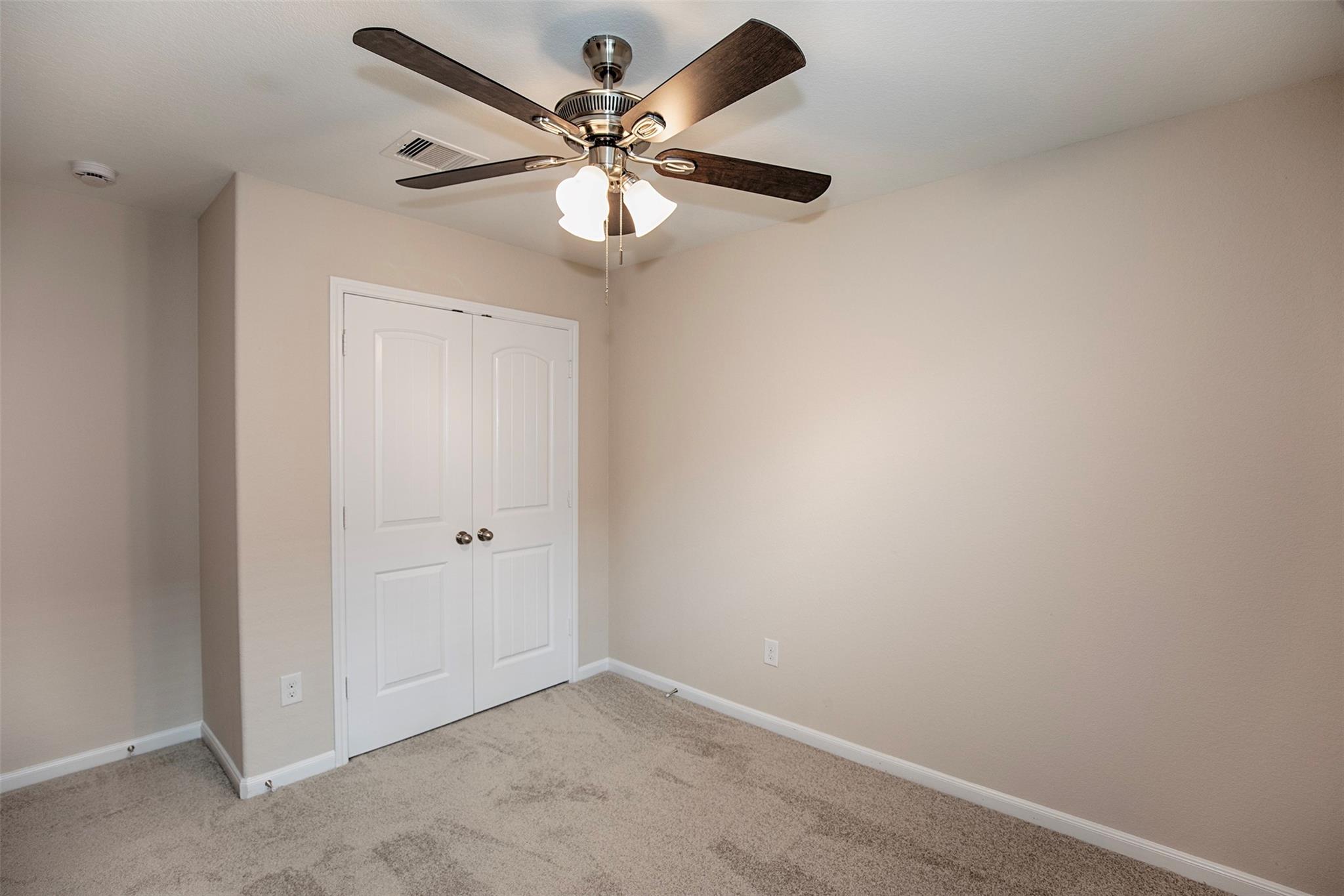 8215 Oakleaf Meadow Court Property Photo 25