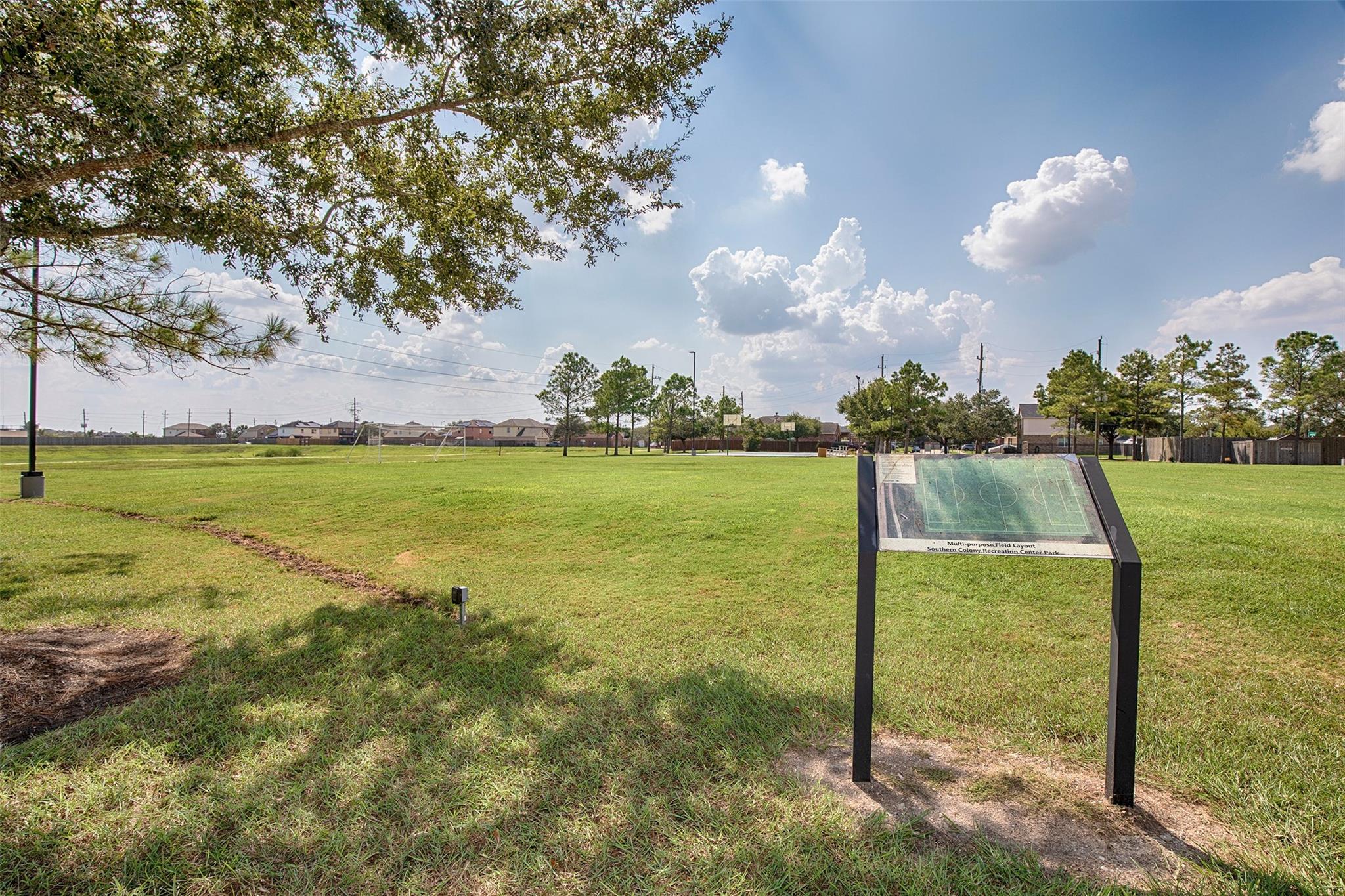 8215 Oakleaf Meadow Court Property Photo 33