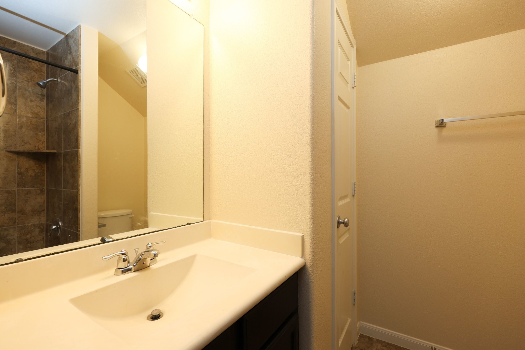 4155 Falvel Cove Drive Property Photo 6