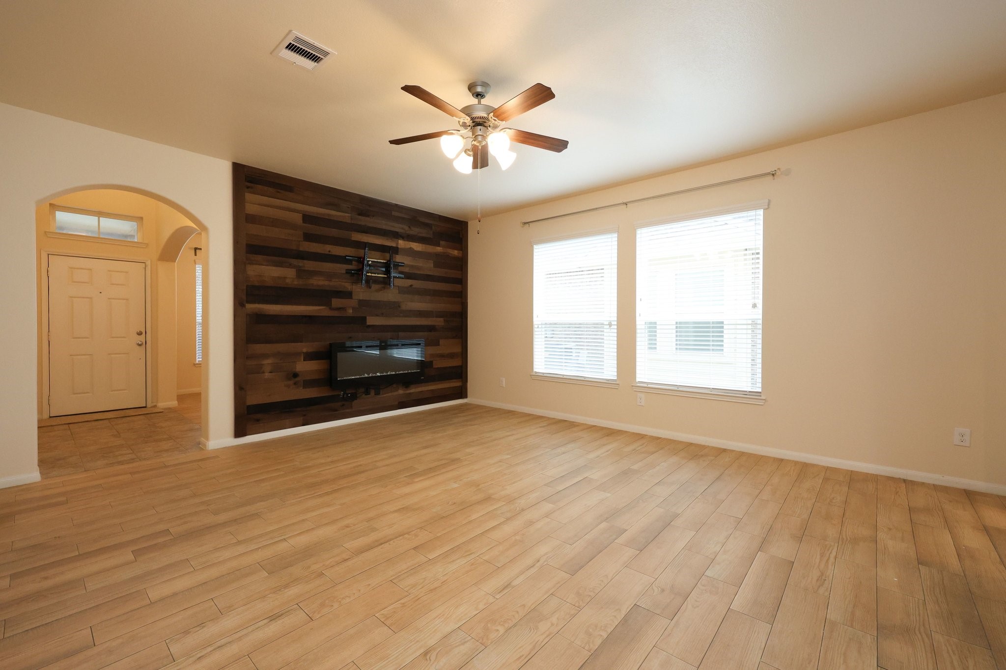 4155 Falvel Cove Drive Property Photo 33
