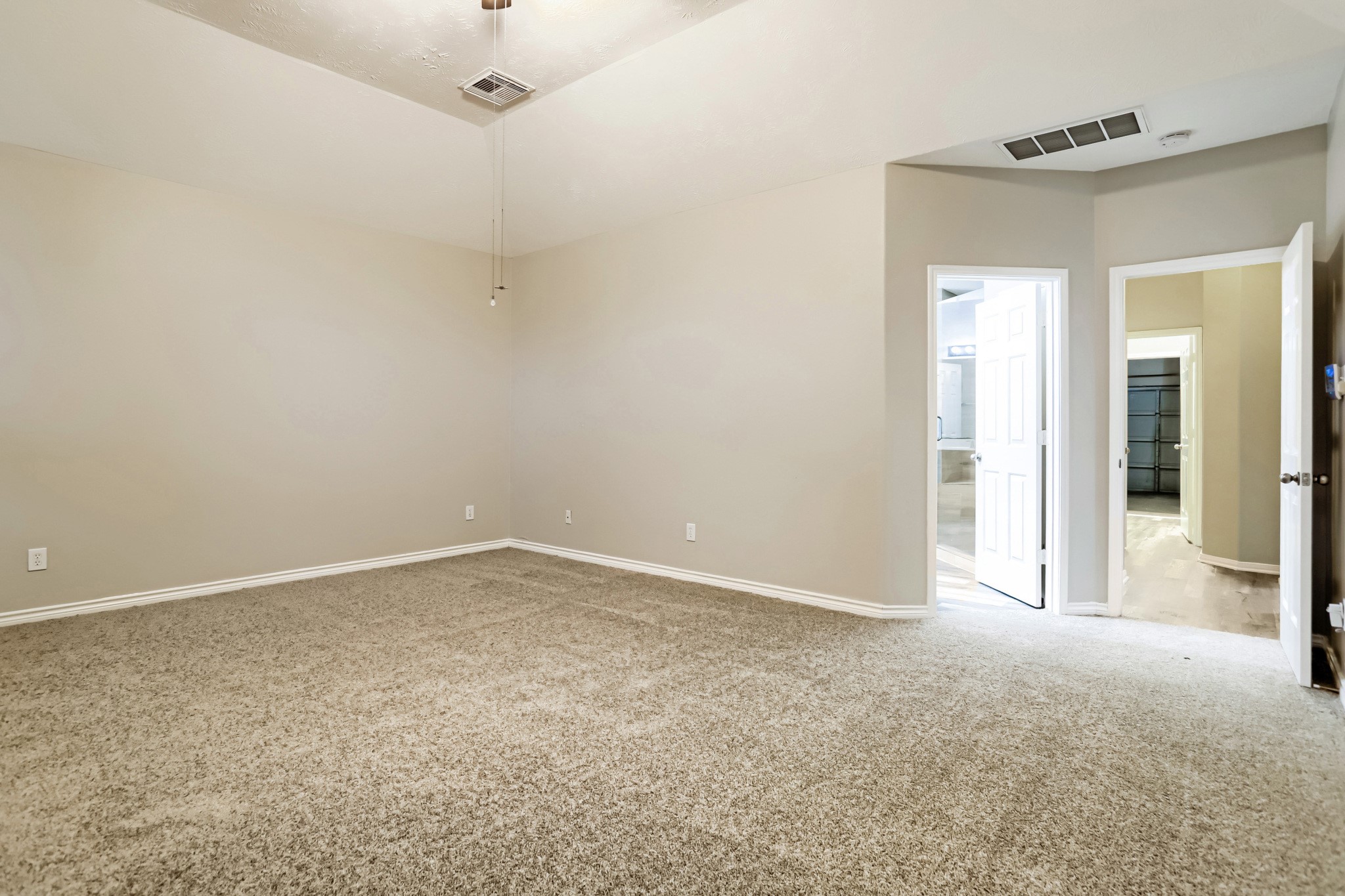 18503 Regatta Road Property Photo 10