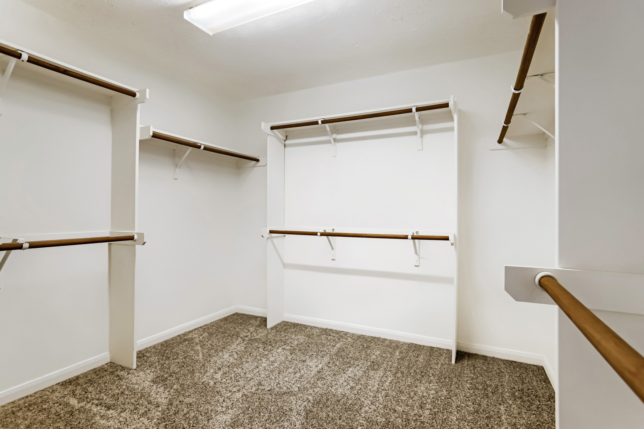 18503 Regatta Road Property Photo 12